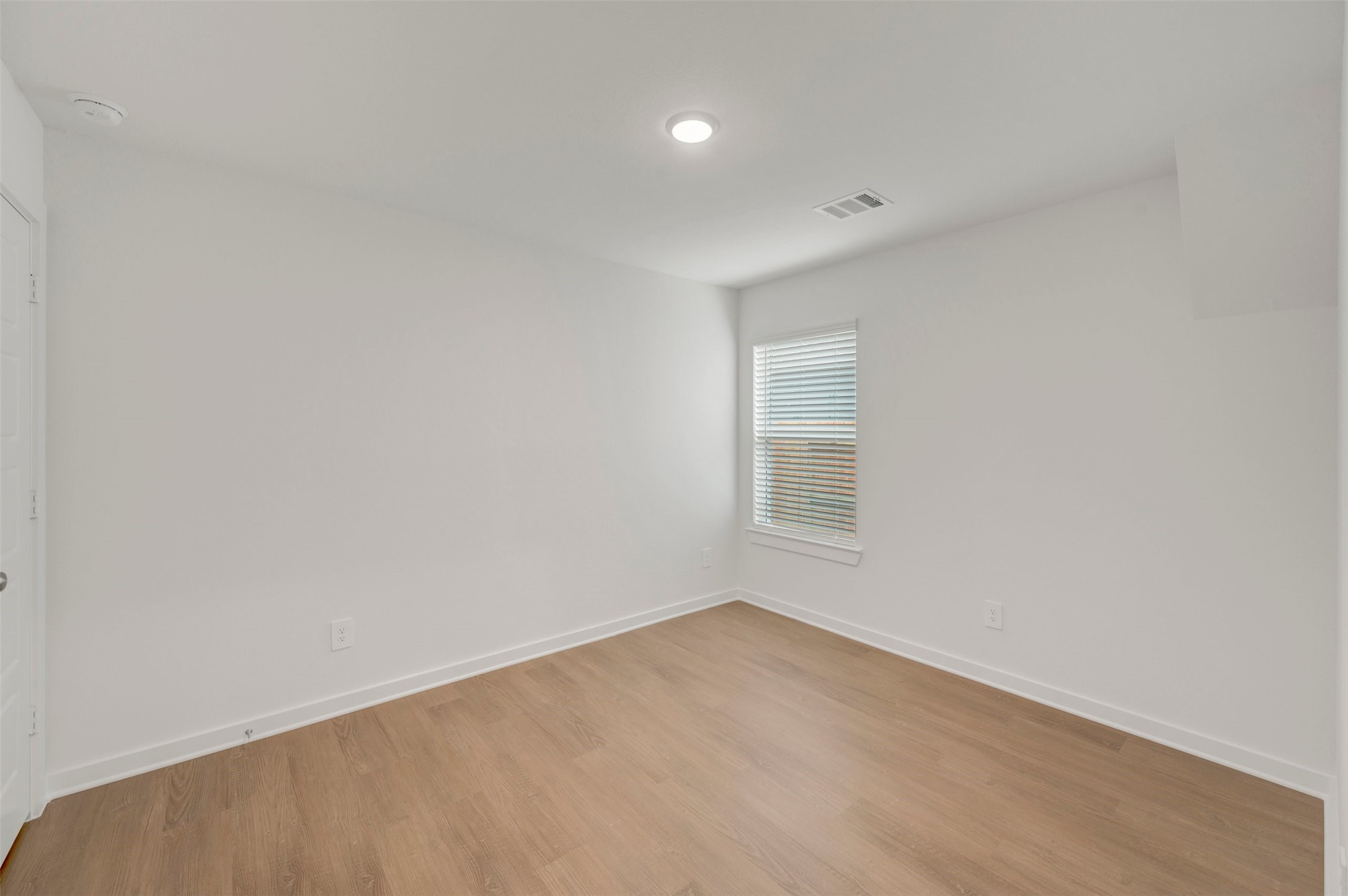 21443 Jacaranda Blossom Way Property Photo 24