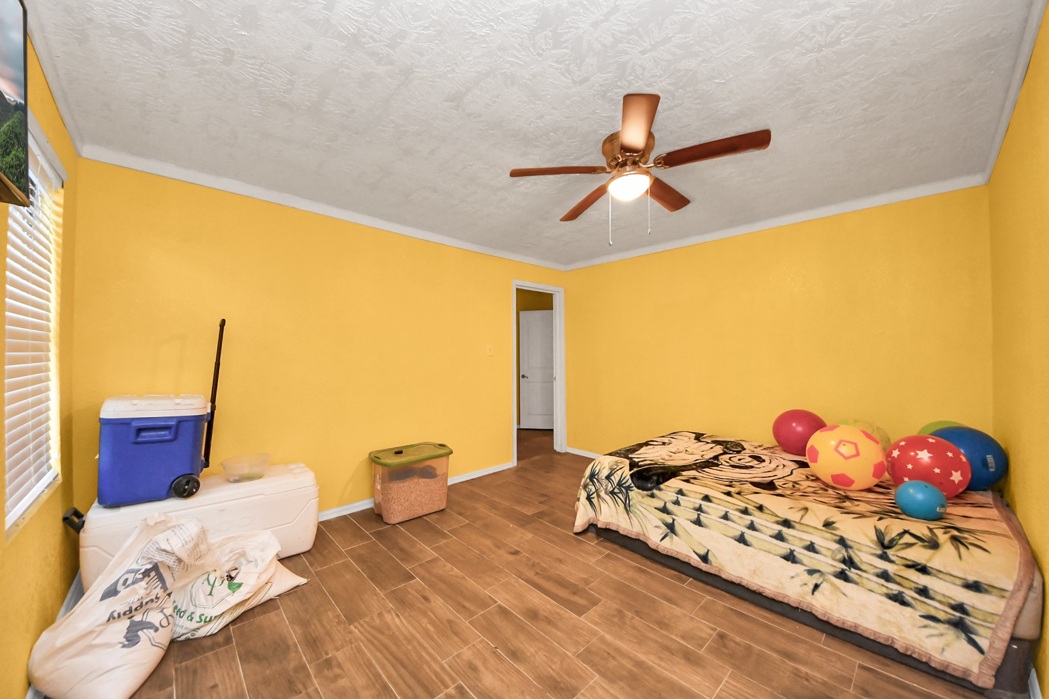 1040 County Road 5007 Property Photo 15