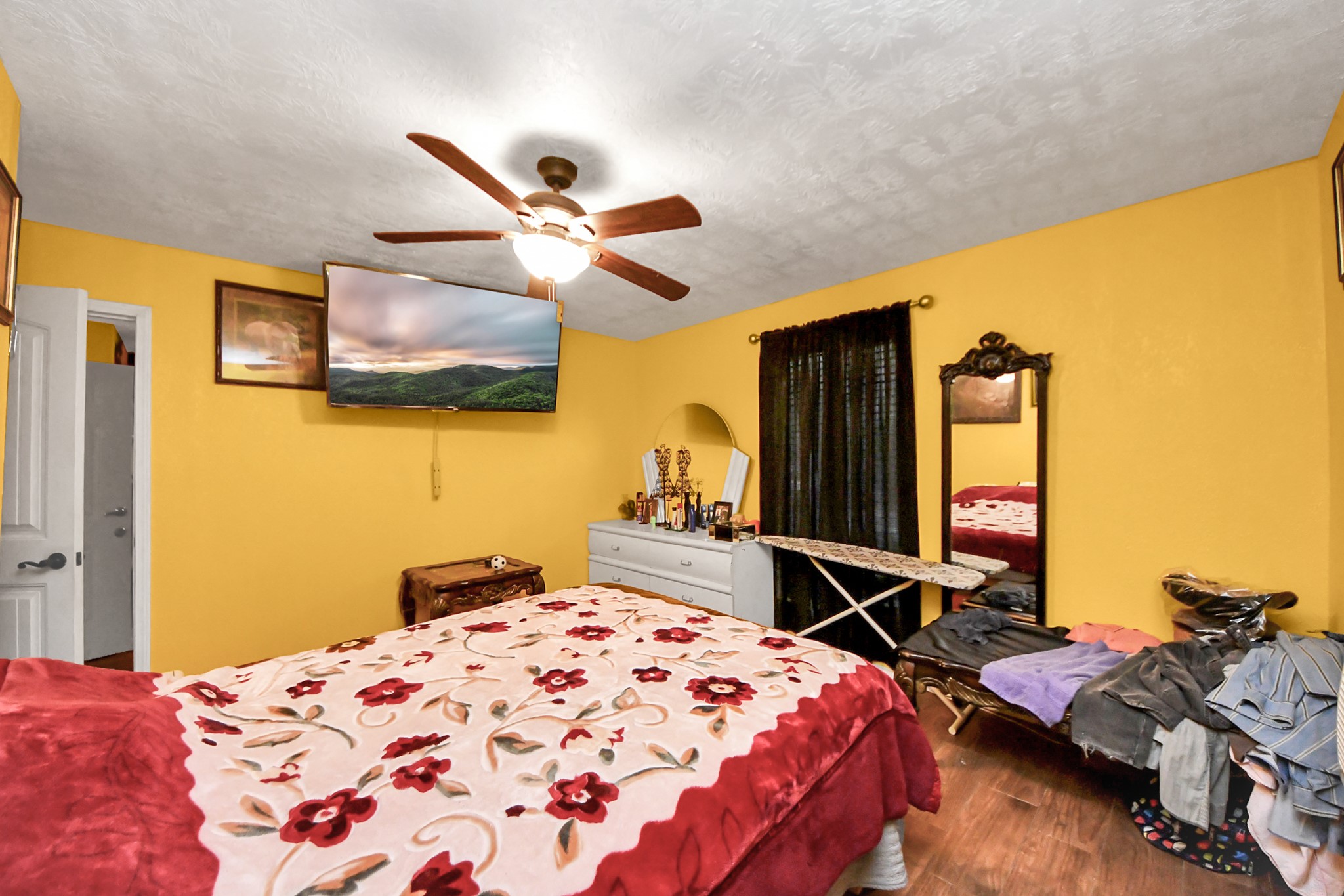 1040 County Road 5007 Property Photo 17