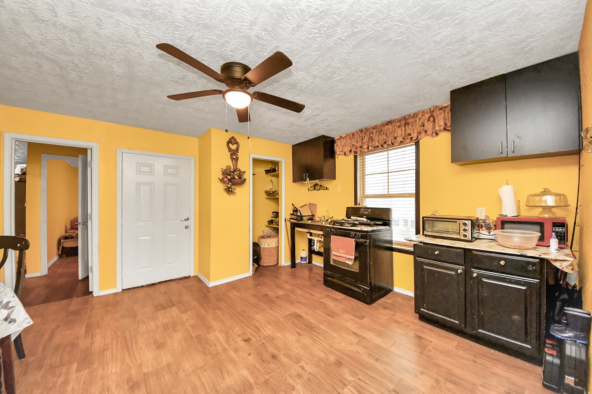 1040 County Road 5007 Property Photo 20