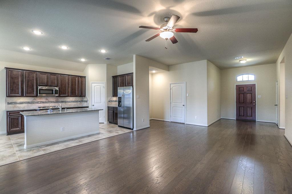 1530 Heartwood Drive Property Photo 3