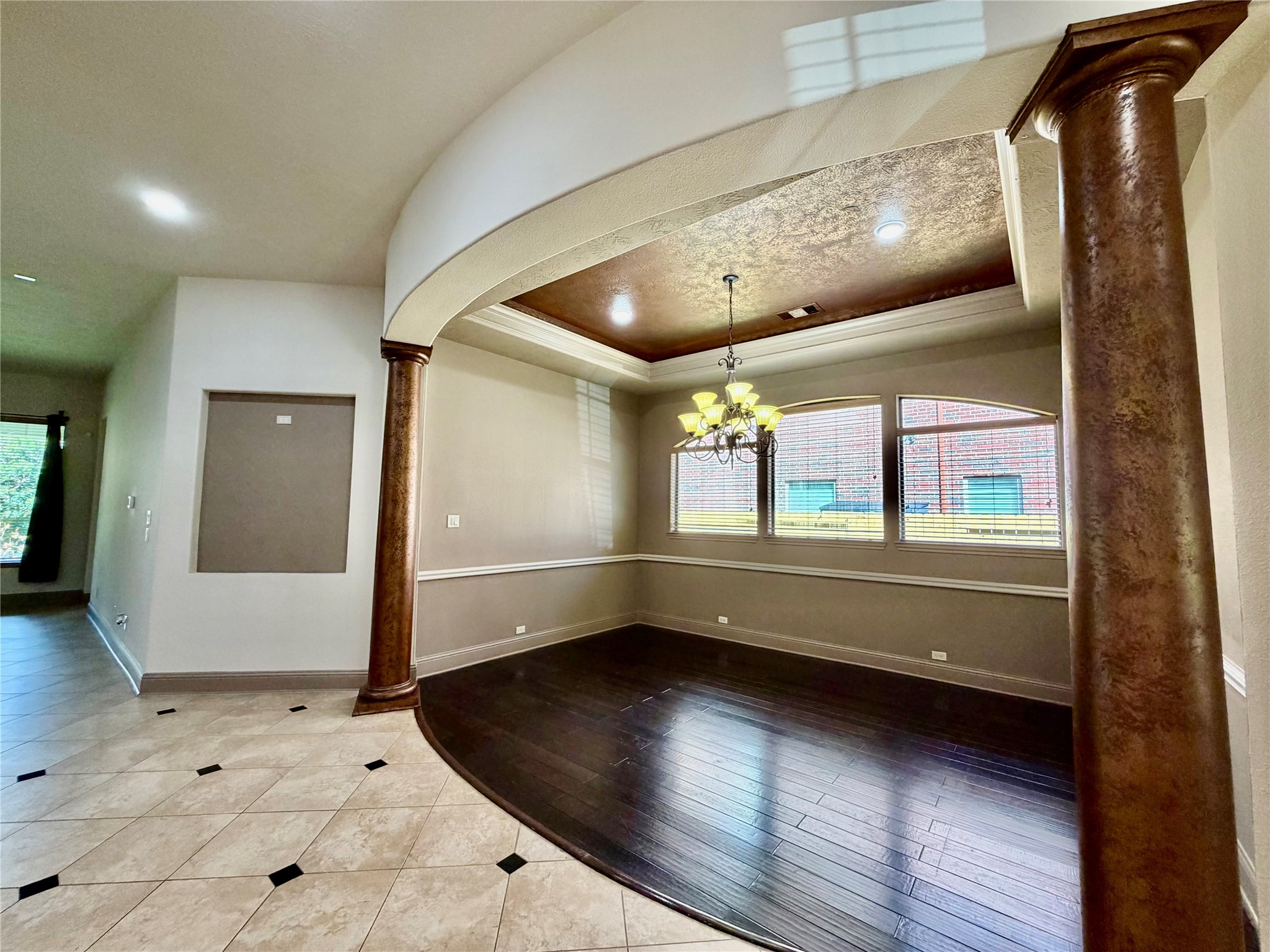 6223 Duke Trail Lane Property Photo 5