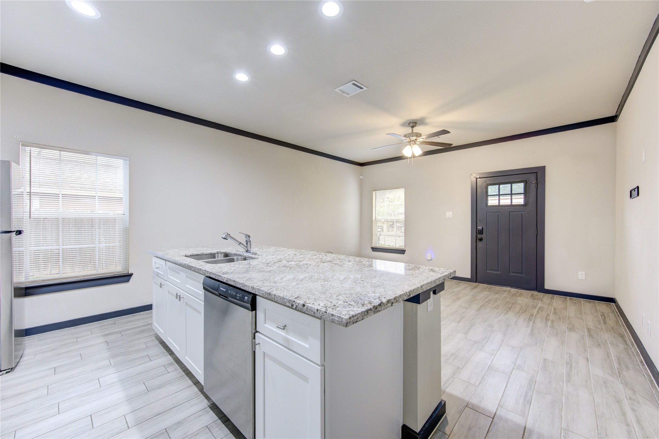 8103 Glass Street A Property Photo 6