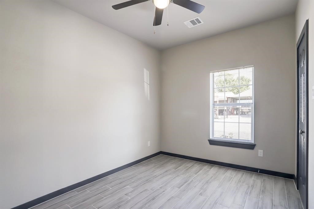 8103 Glass Street A Property Photo 8
