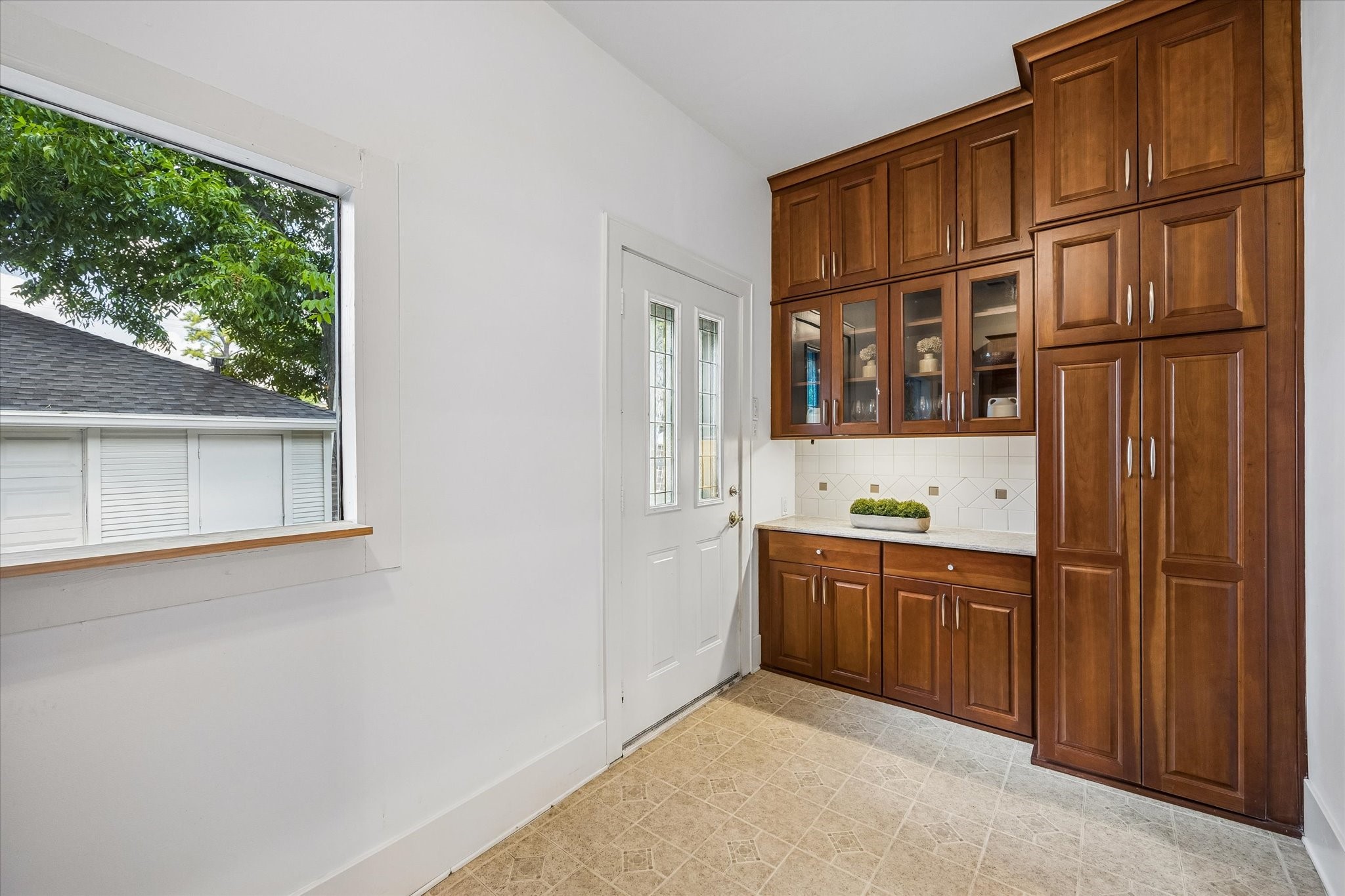 1016 Louise Street Property Photo 19