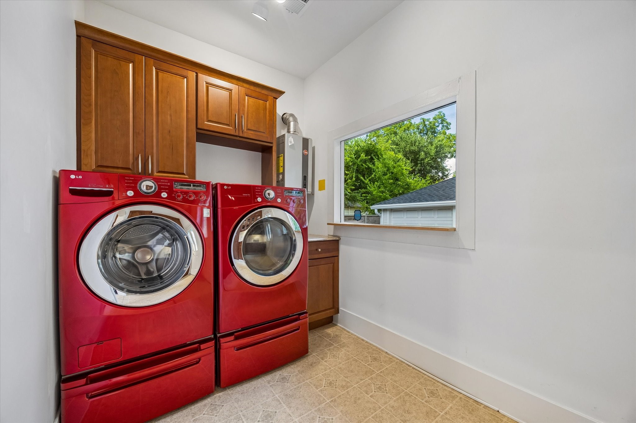 1016 Louise Street Property Photo 20