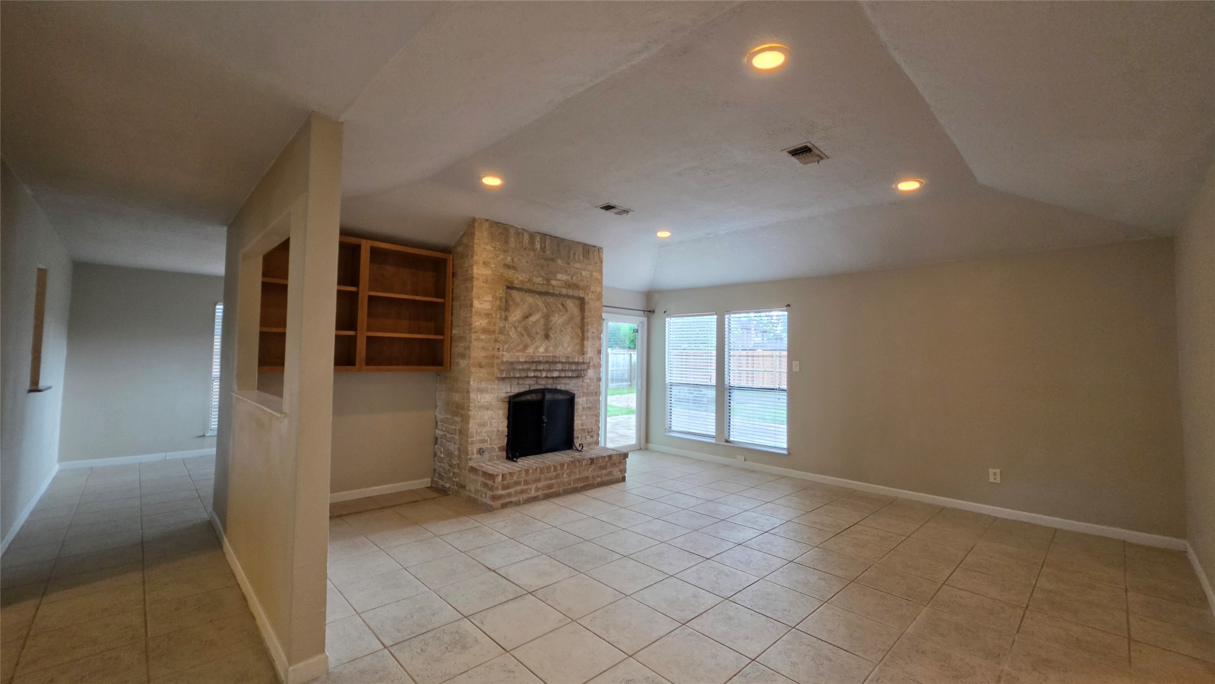 12018 Meadowview Drive Property Photo 16