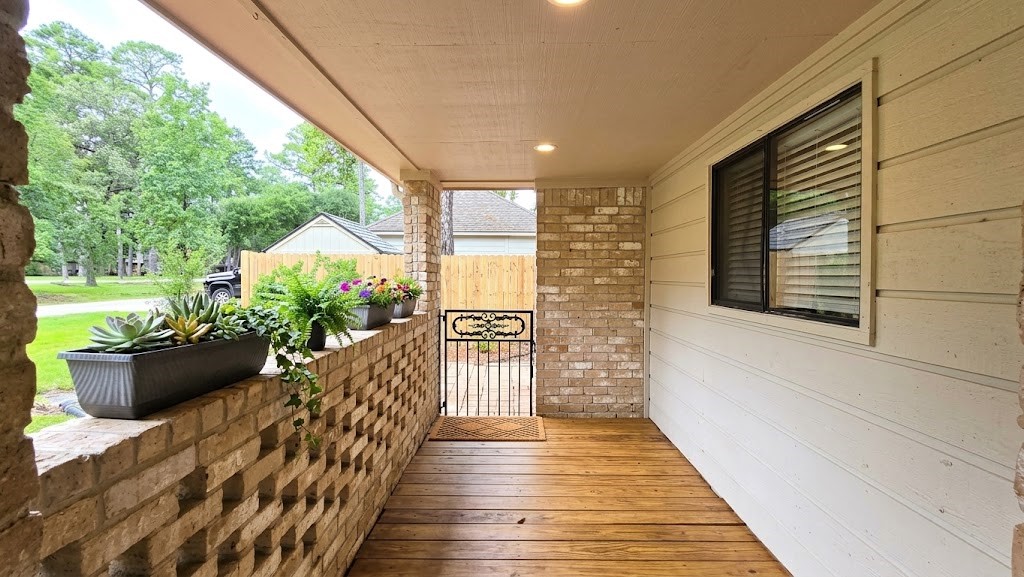 12018 Meadowview Drive Property Photo 33