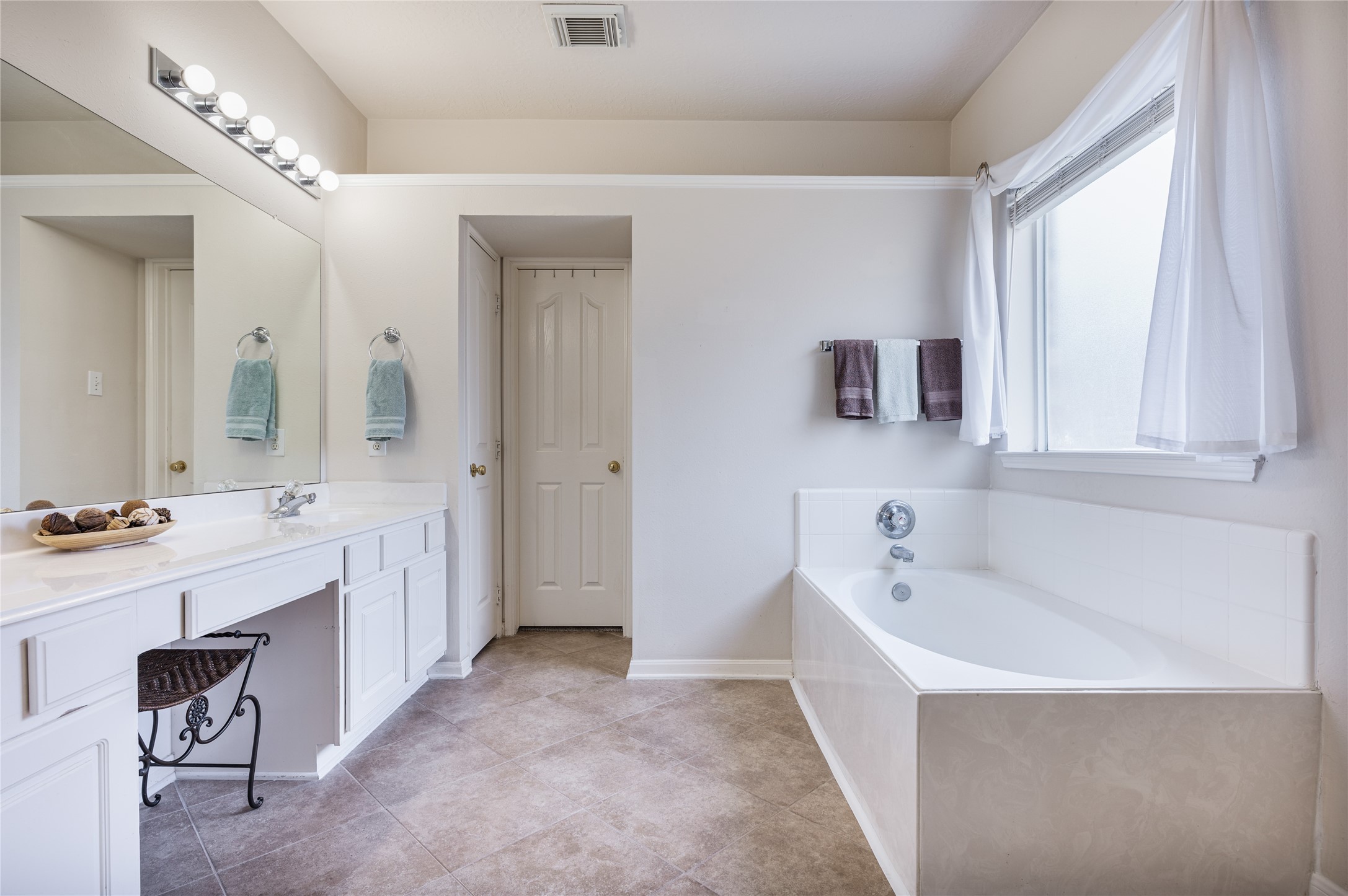 24222 Bollinger Court Property Photo 16
