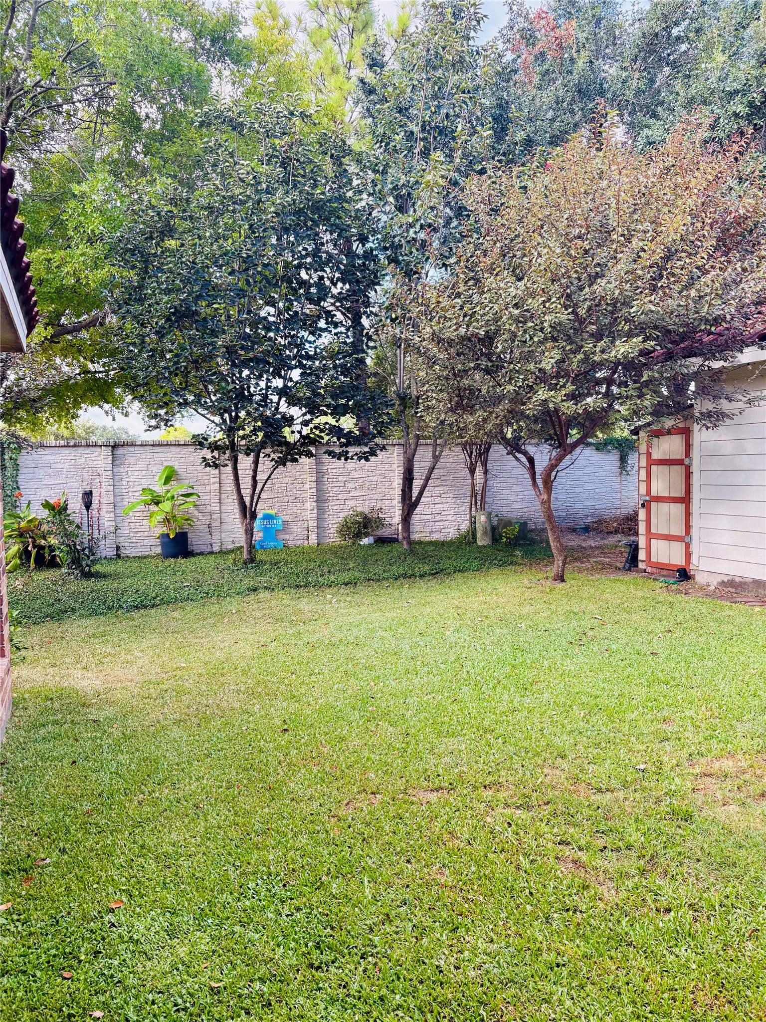 48 Pebble Beach Court Property Photo 6