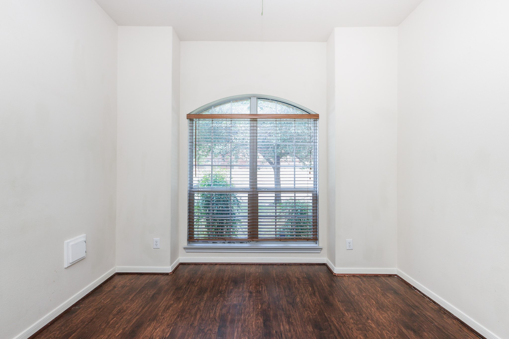 48 Pebble Beach Court Property Photo 13