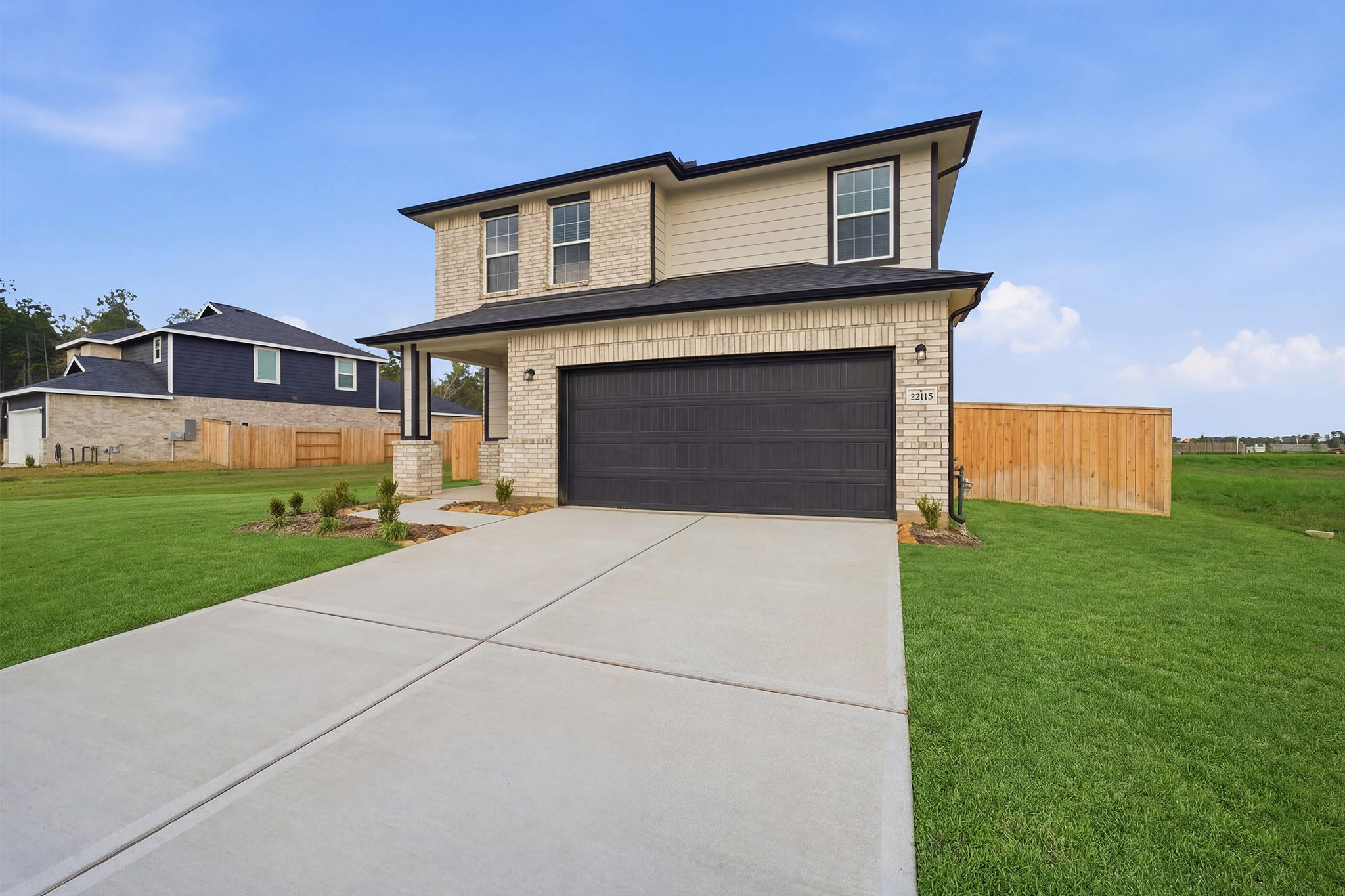22115 Kiwi Vine Way Property Photo 2