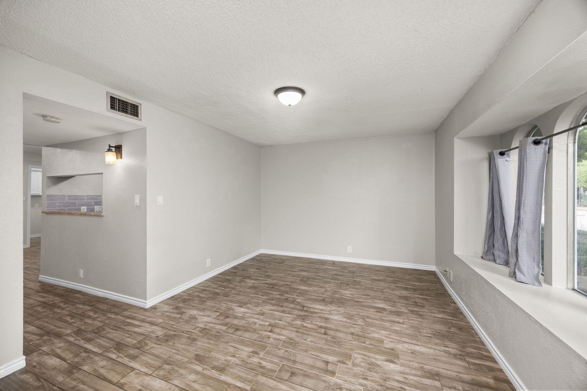 11002 Hammerly Boulevard 214 Property Photo 4