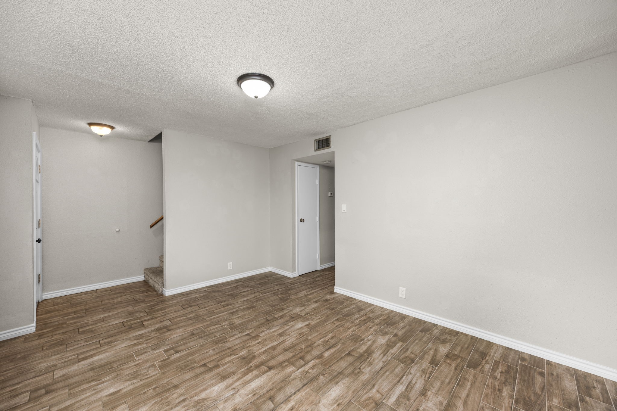 11002 Hammerly Boulevard 214 Property Photo 6