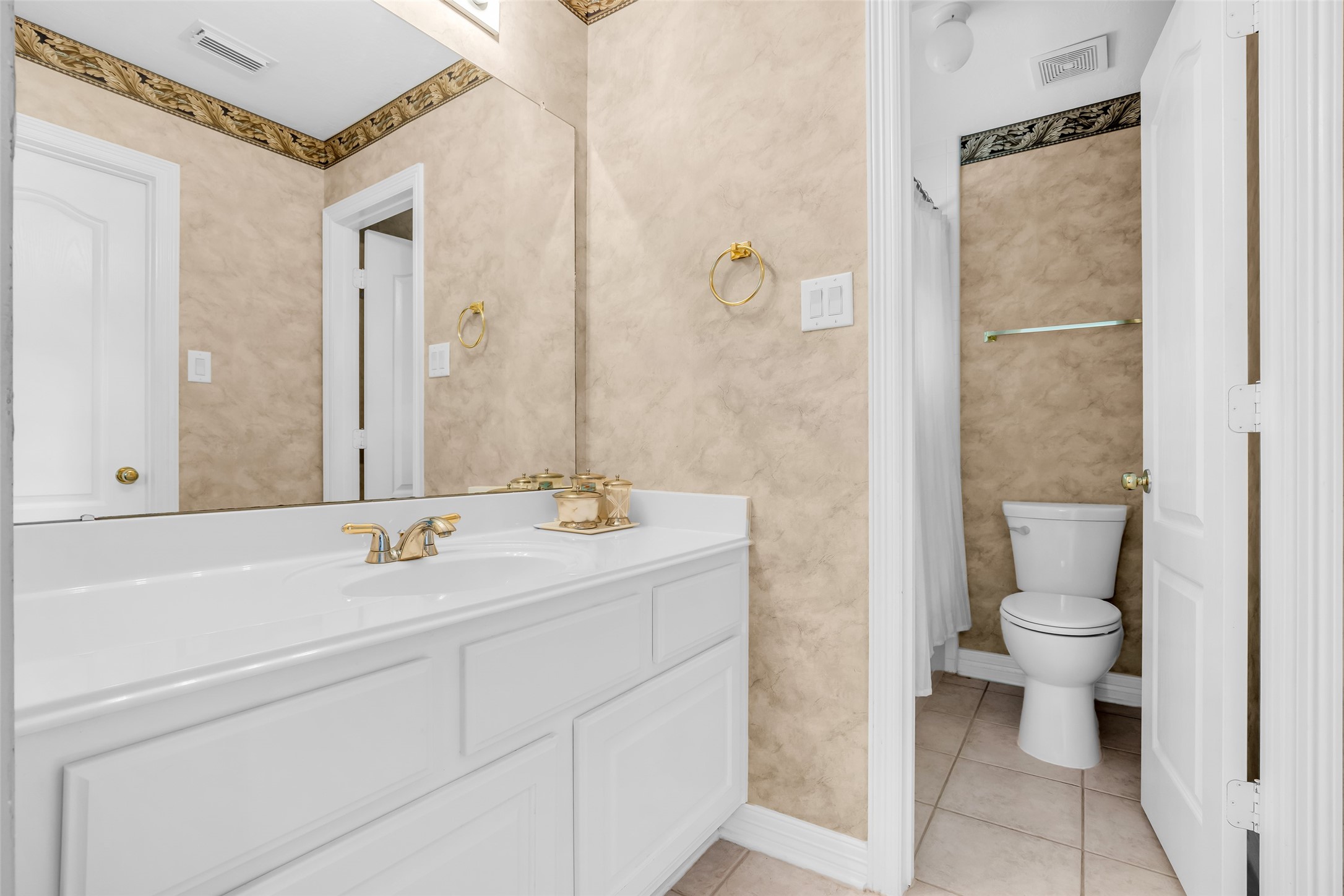 10419 Clubhouse Circle Property Photo 31