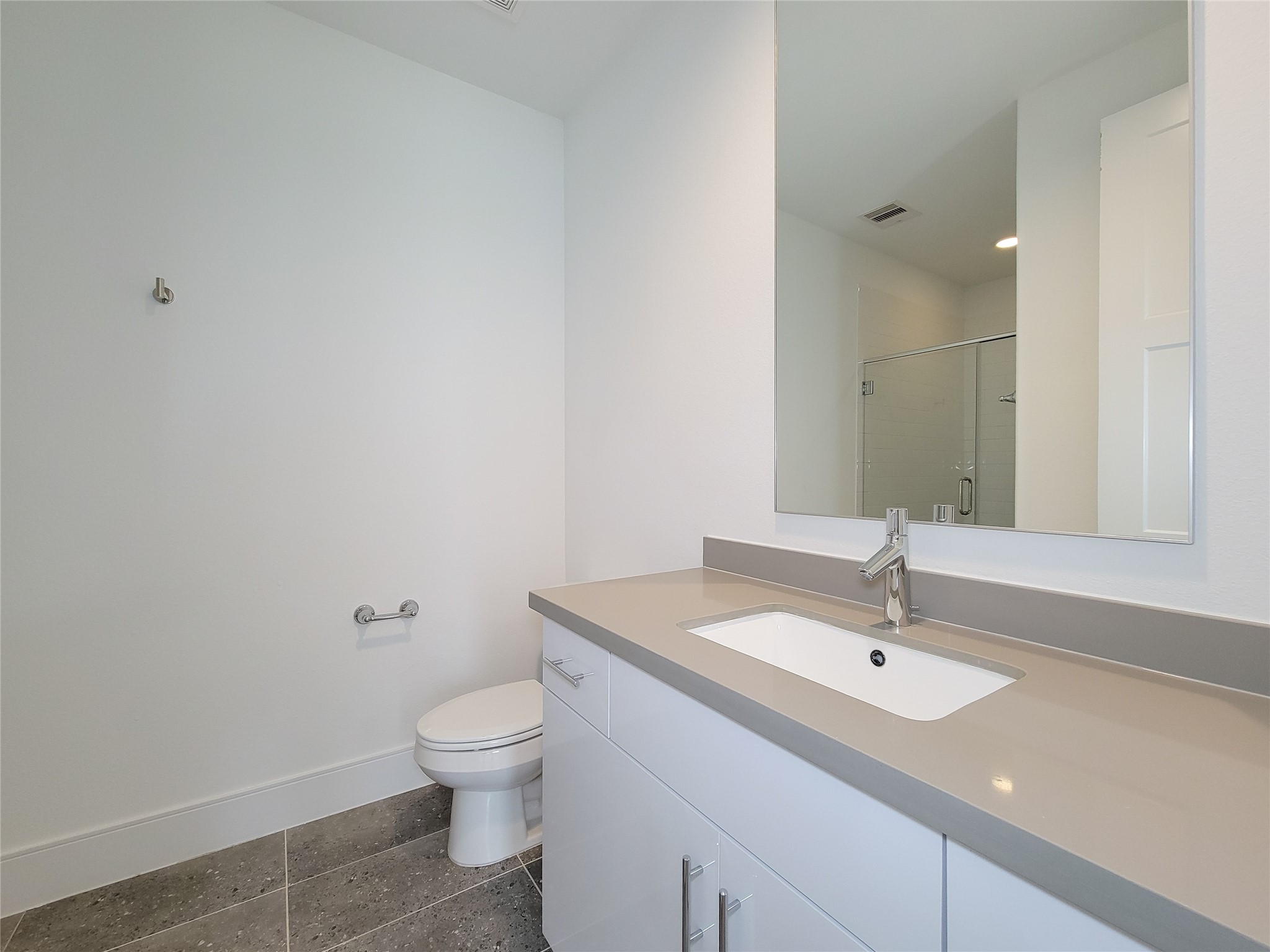 9 N St Charles Street B Property Photo 6