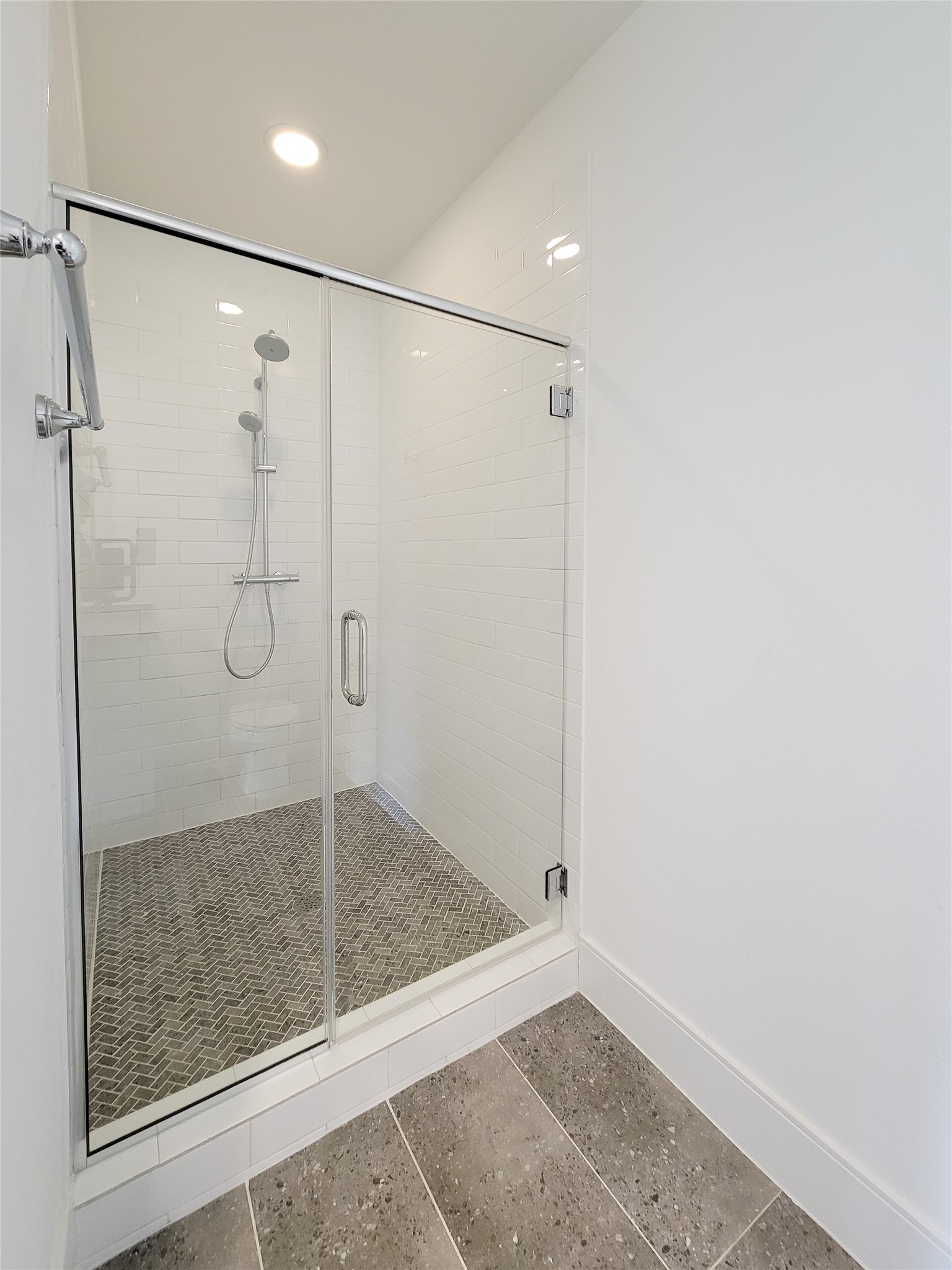 9 N St Charles Street B Property Photo 7