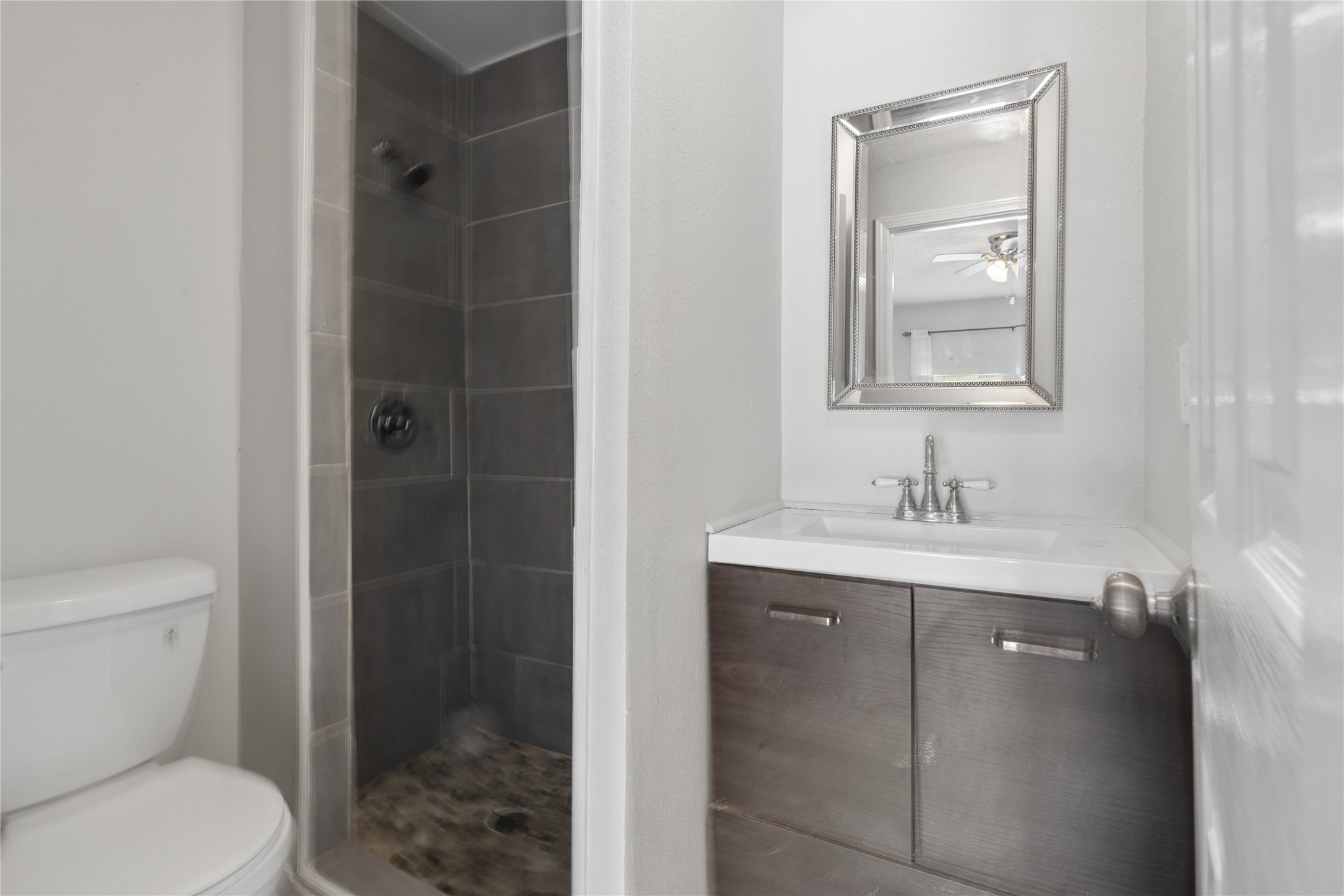 1203 Adams Street Property Photo 3