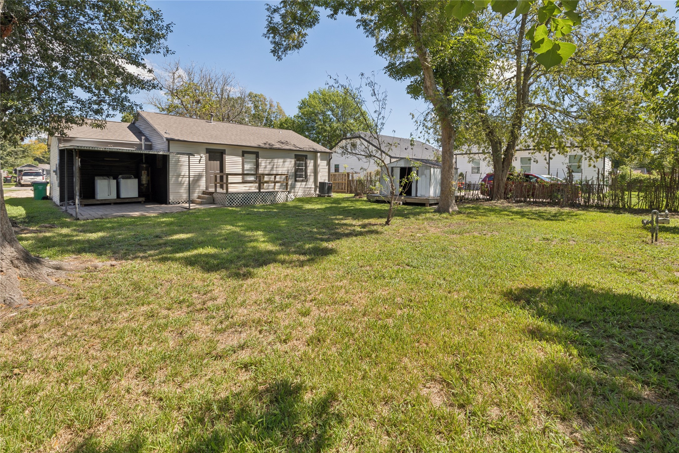 1203 Adams Street Property Photo 18