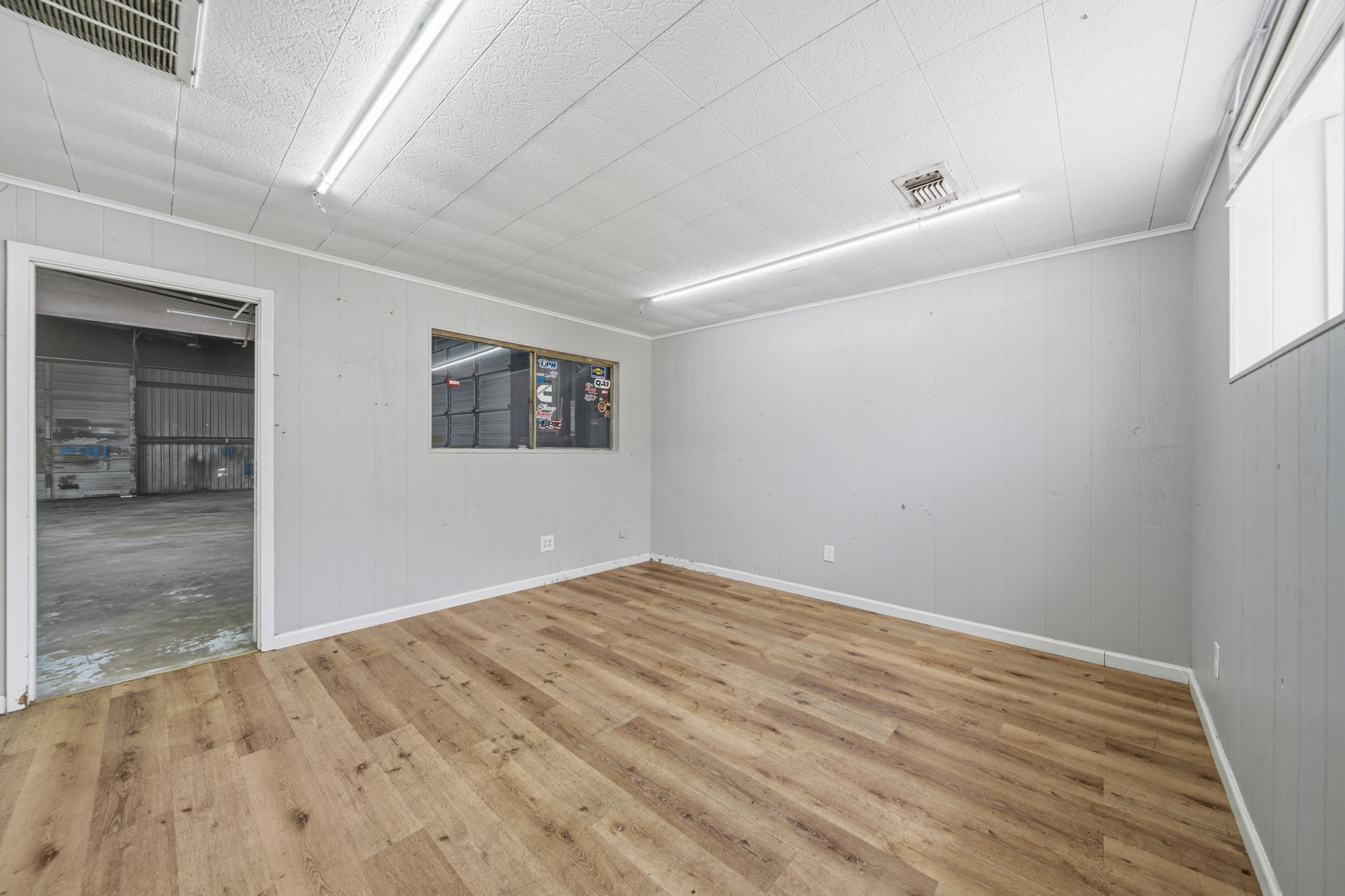 516 Cedar Bayou Road Property Photo 4