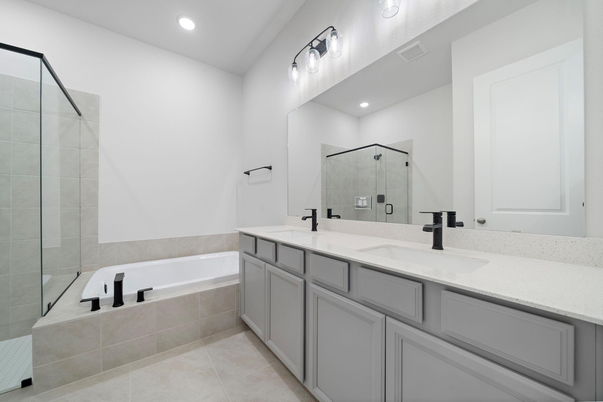 1502 Noble Park Drive Property Photo 12
