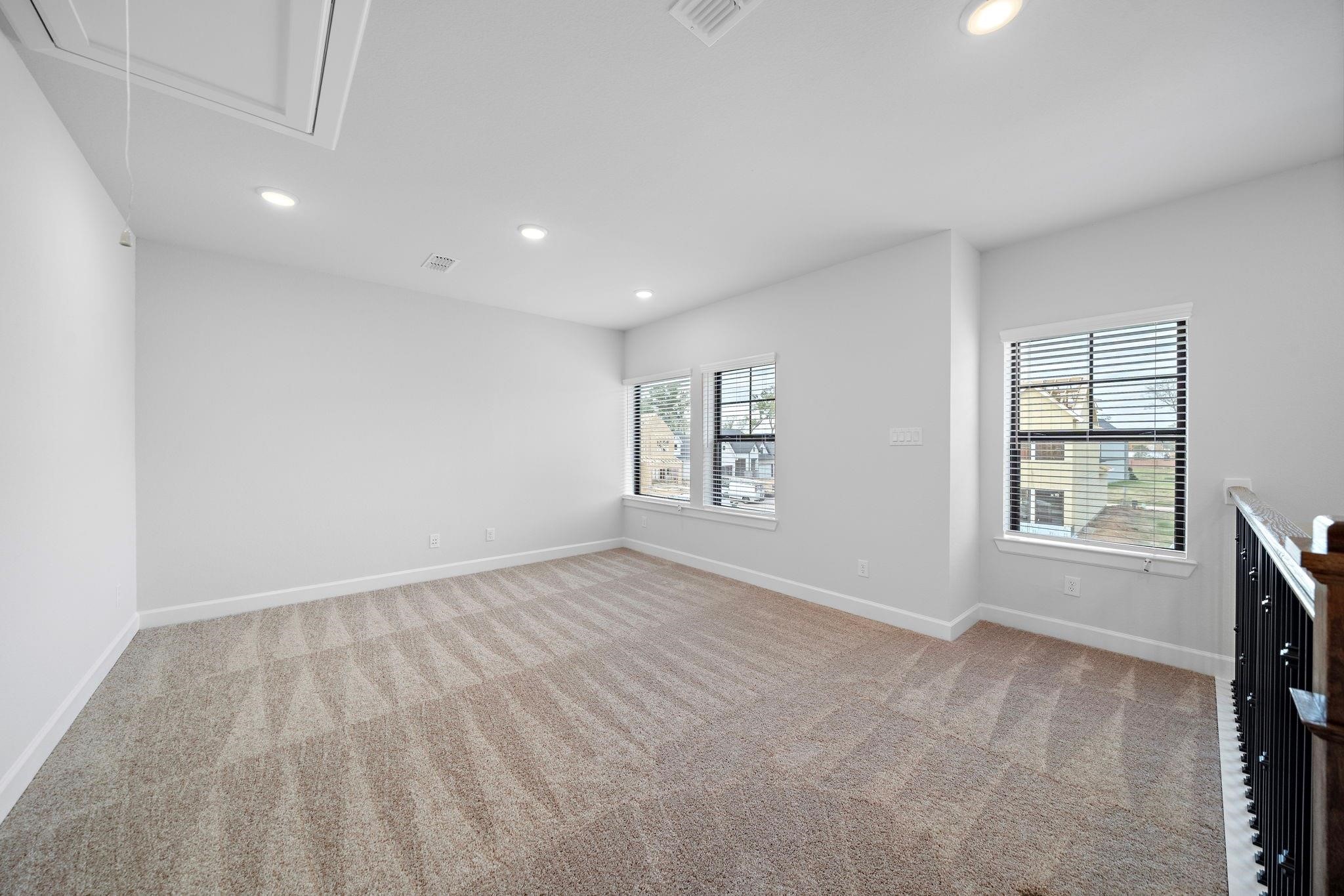 1502 Noble Park Drive Property Photo 15