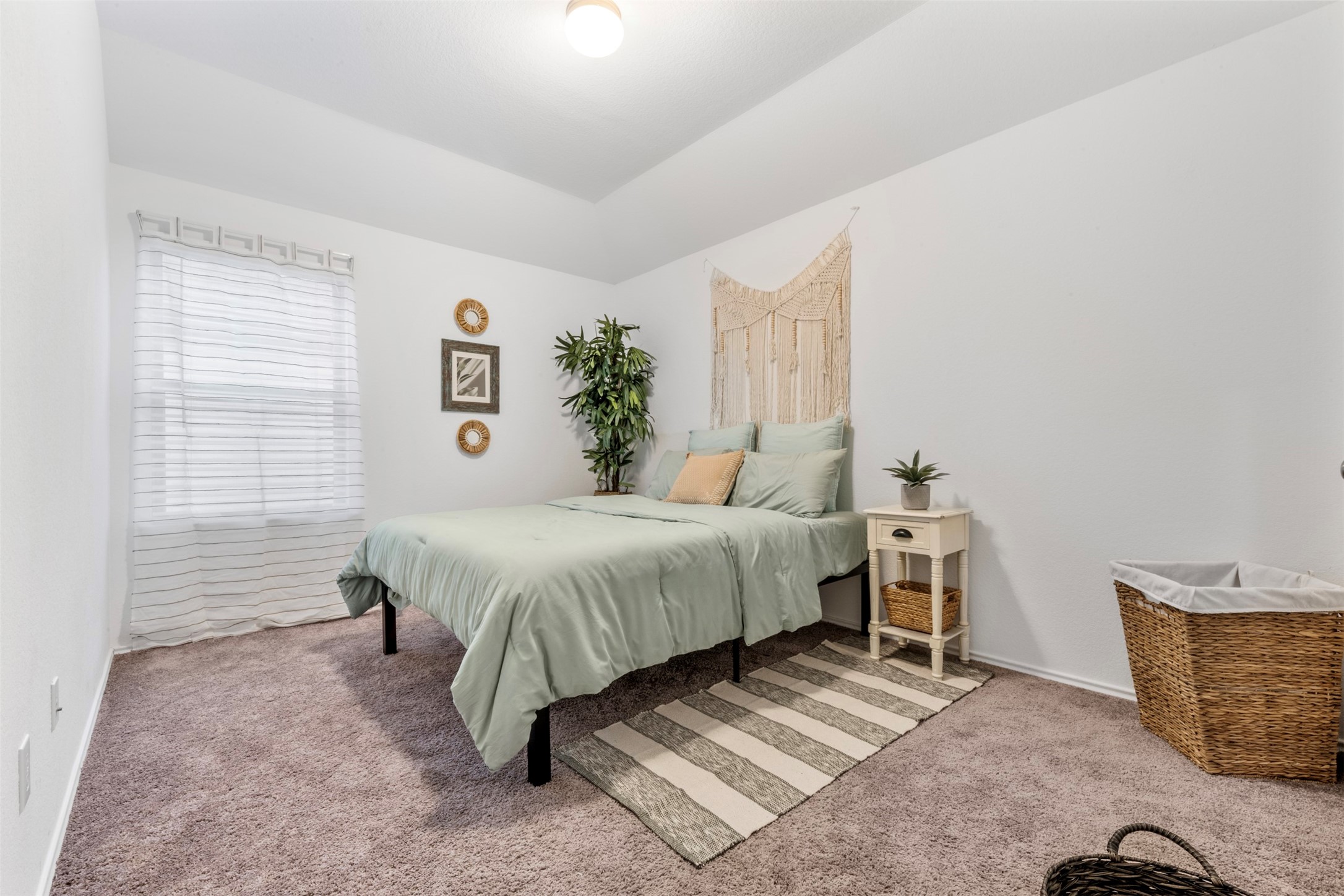 18426 White Stallion Lane Property Photo 32