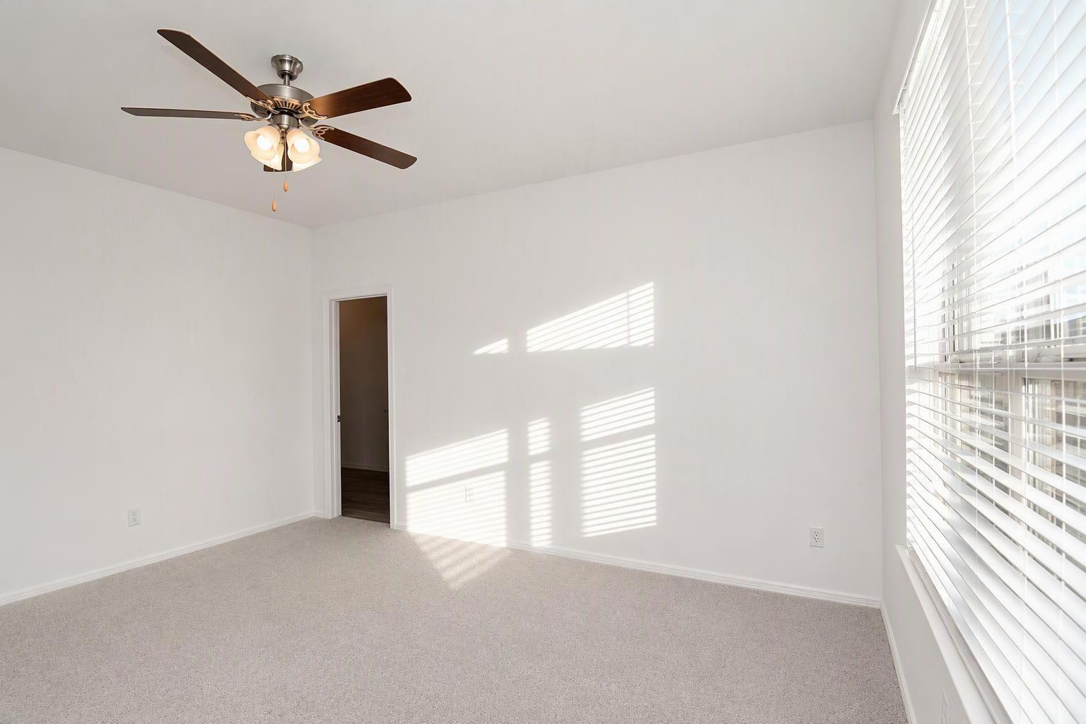 23111 Forebear Drive Property Photo 8