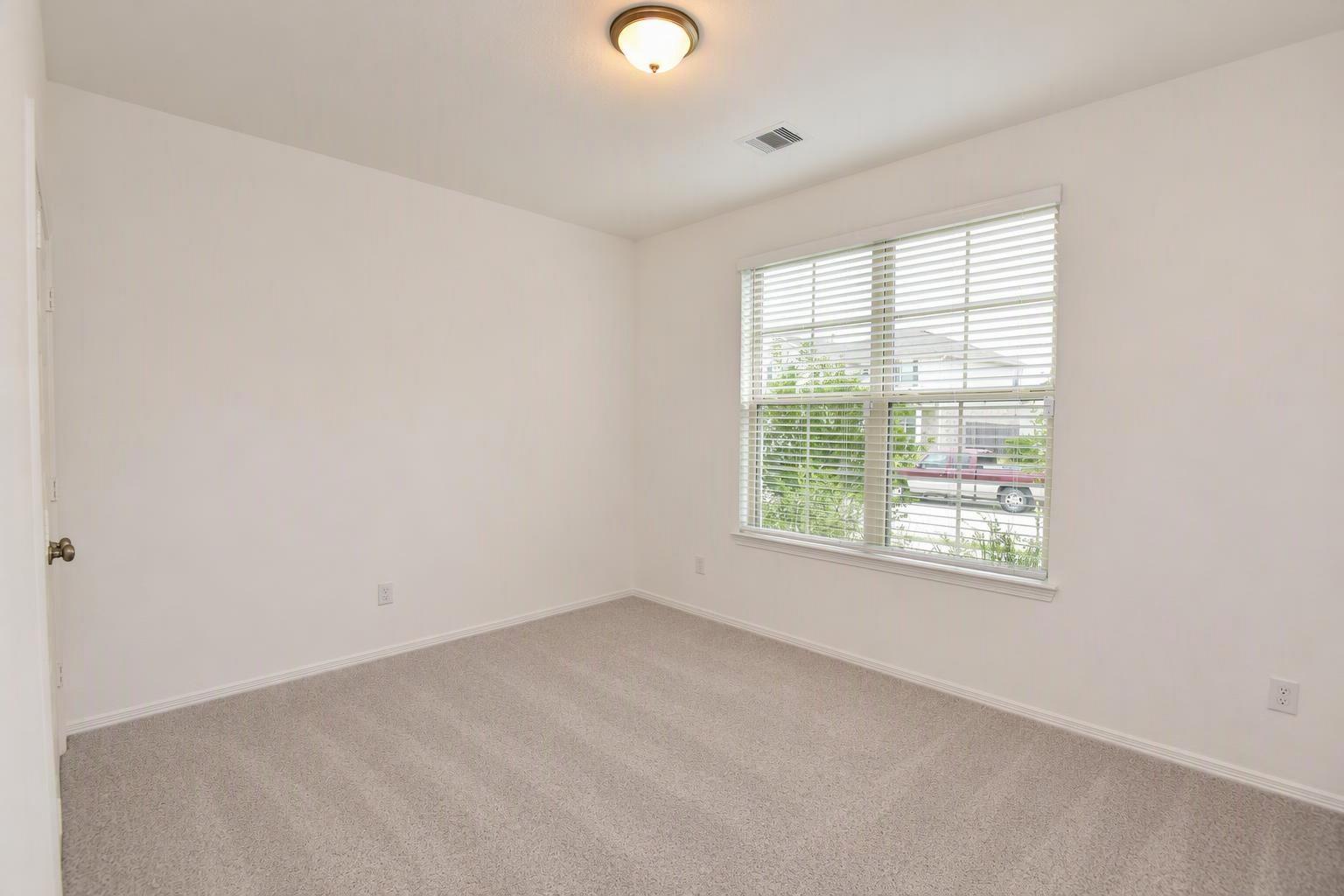 23111 Forebear Drive Property Photo 16