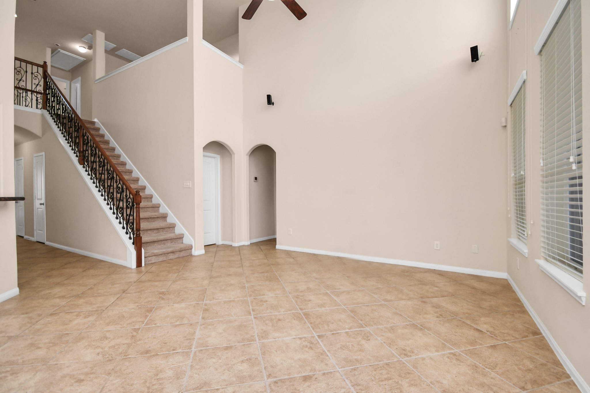 24931 Diamond Ranch Drive Property Photo 7