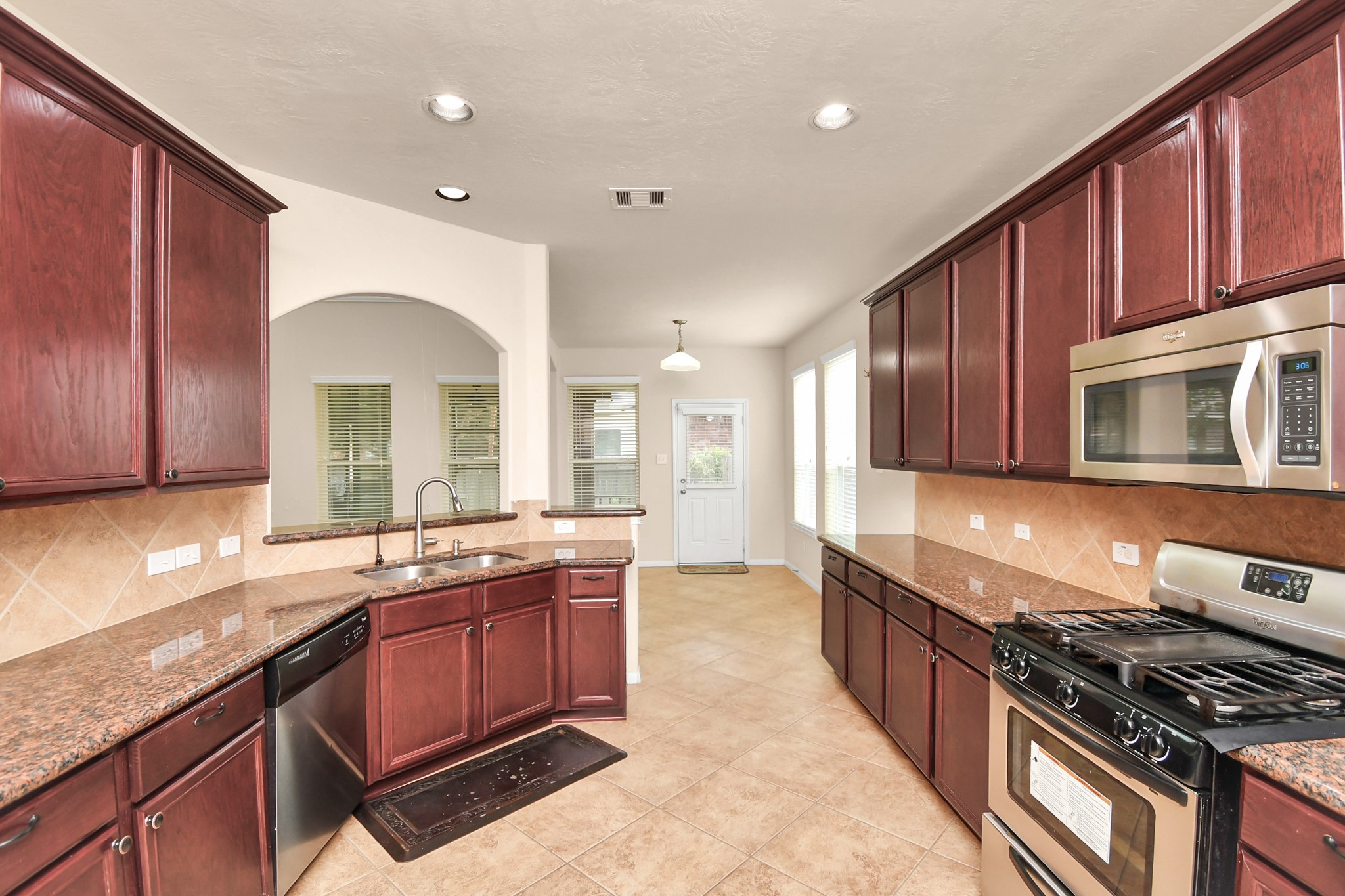24931 Diamond Ranch Drive Property Photo 9