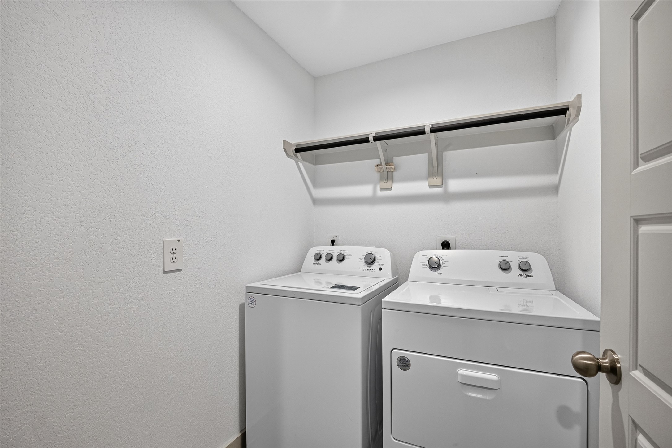 711 Boer Plains Drive Property Photo 33