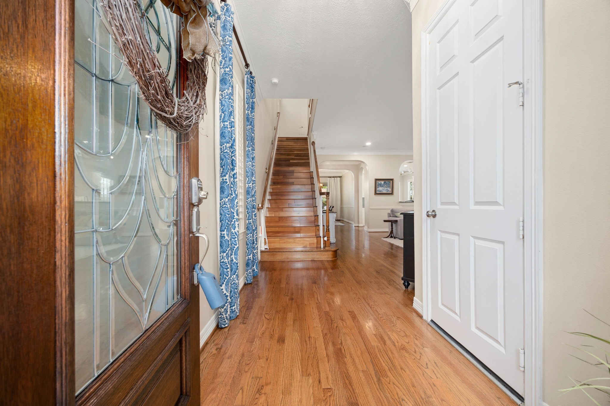137 White Drive Property Photo 4