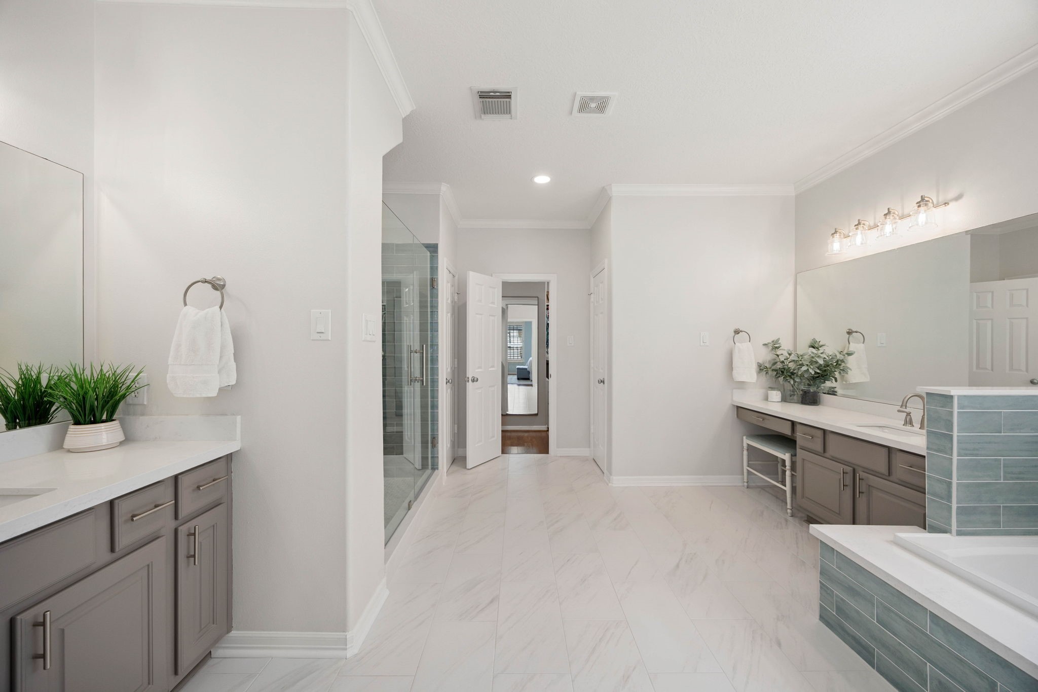 137 White Drive Property Photo 16