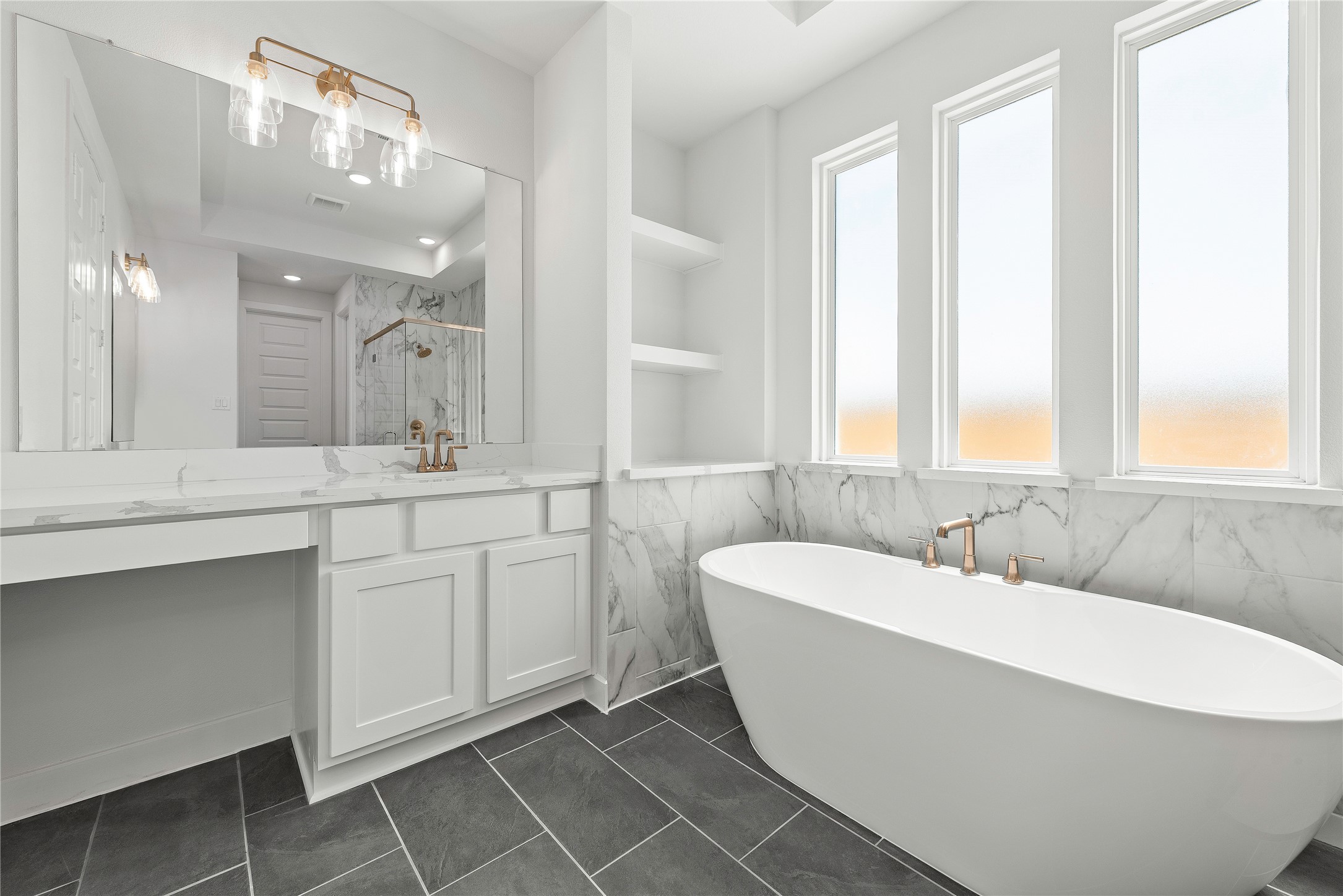 5602 Sandcastle Ridge Drive Property Photo 9