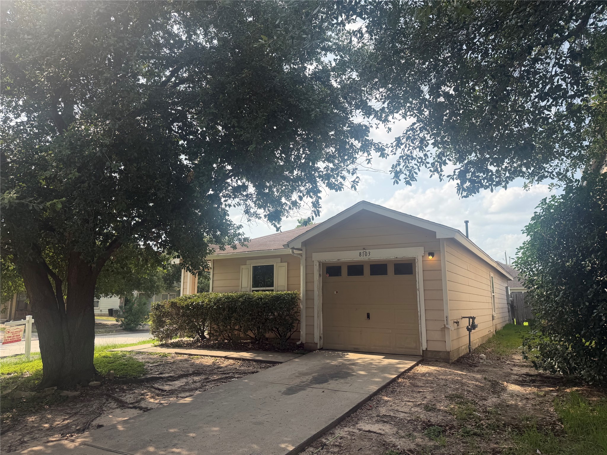 8103 Forest Glen Drive Property Photo 2