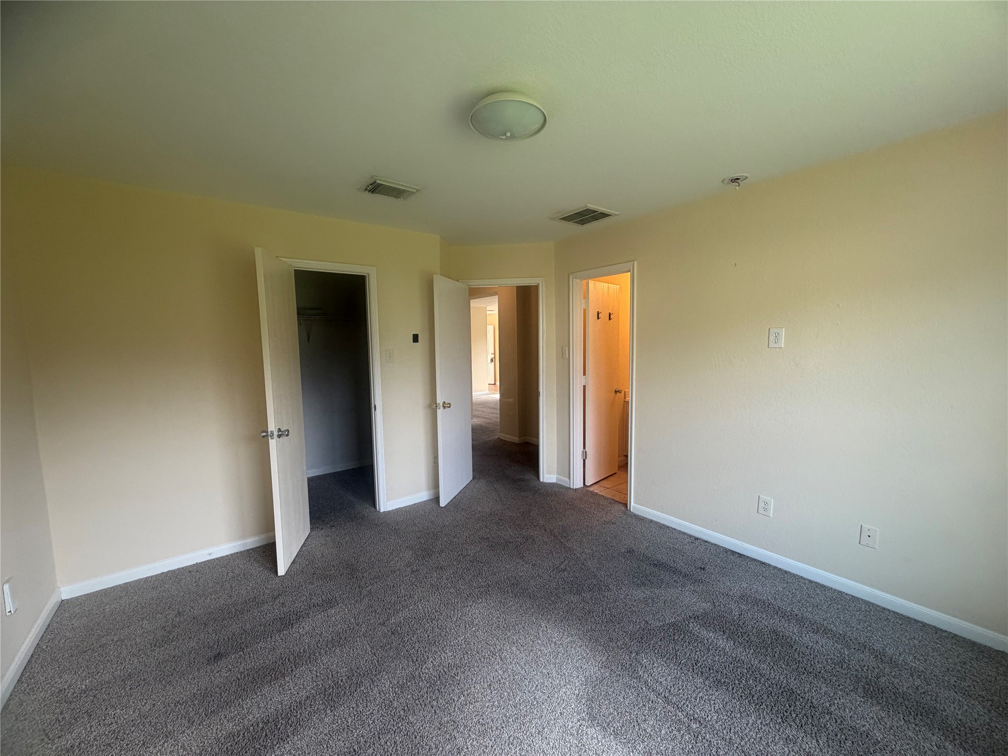 8103 Forest Glen Drive Property Photo 12