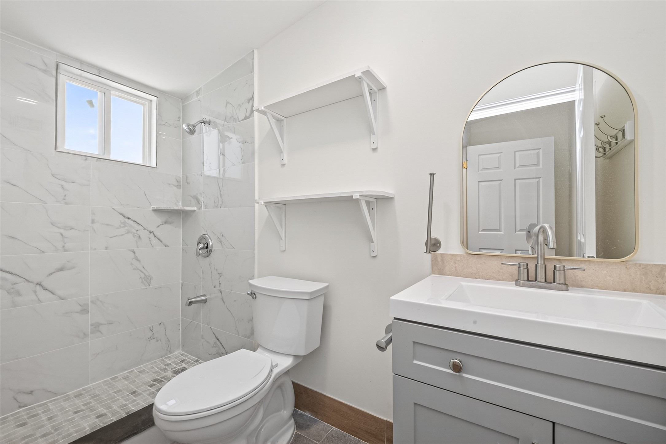 7950 Longridge Drive Property Photo 32