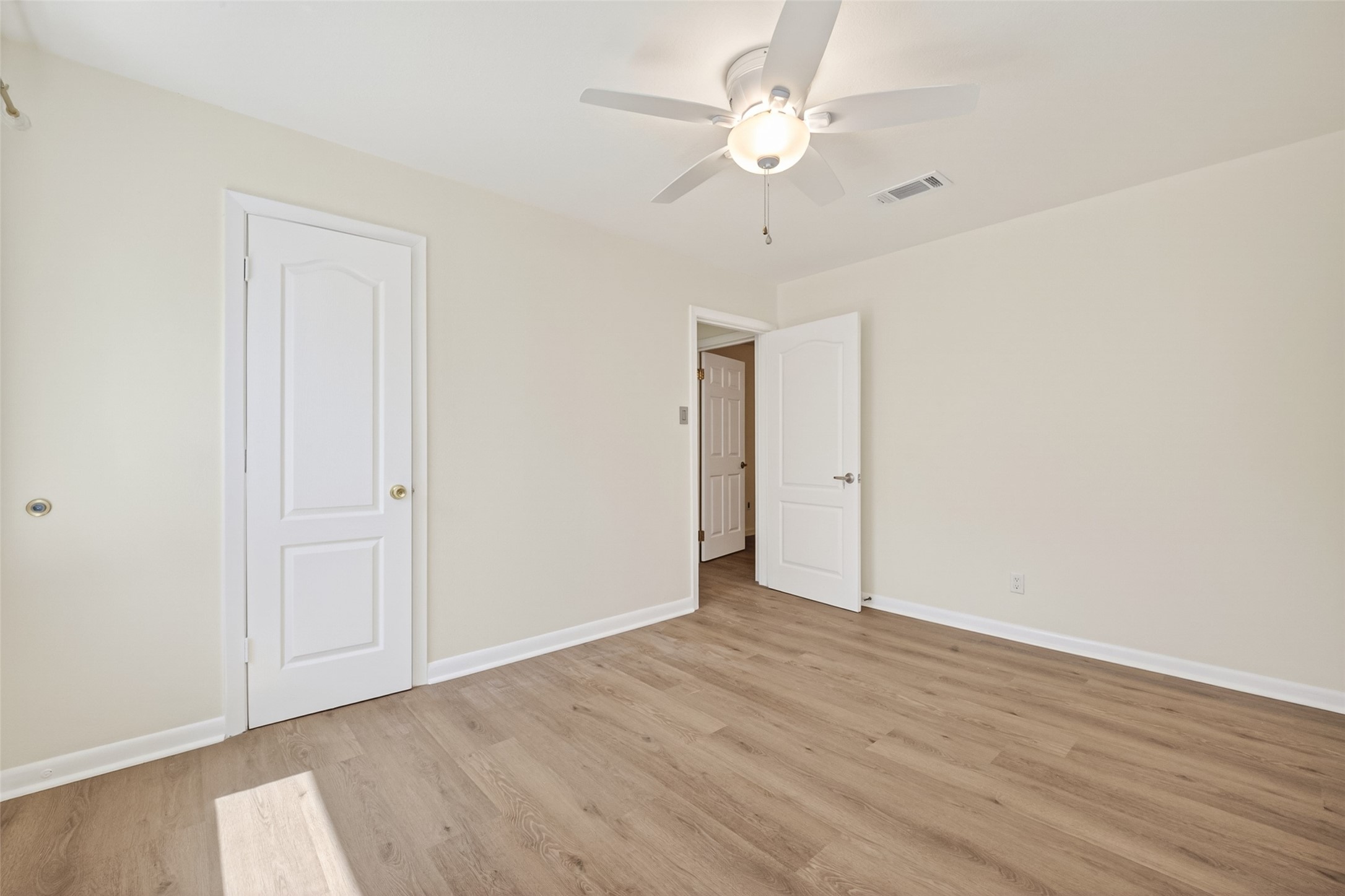 7950 Longridge Drive Property Photo 35