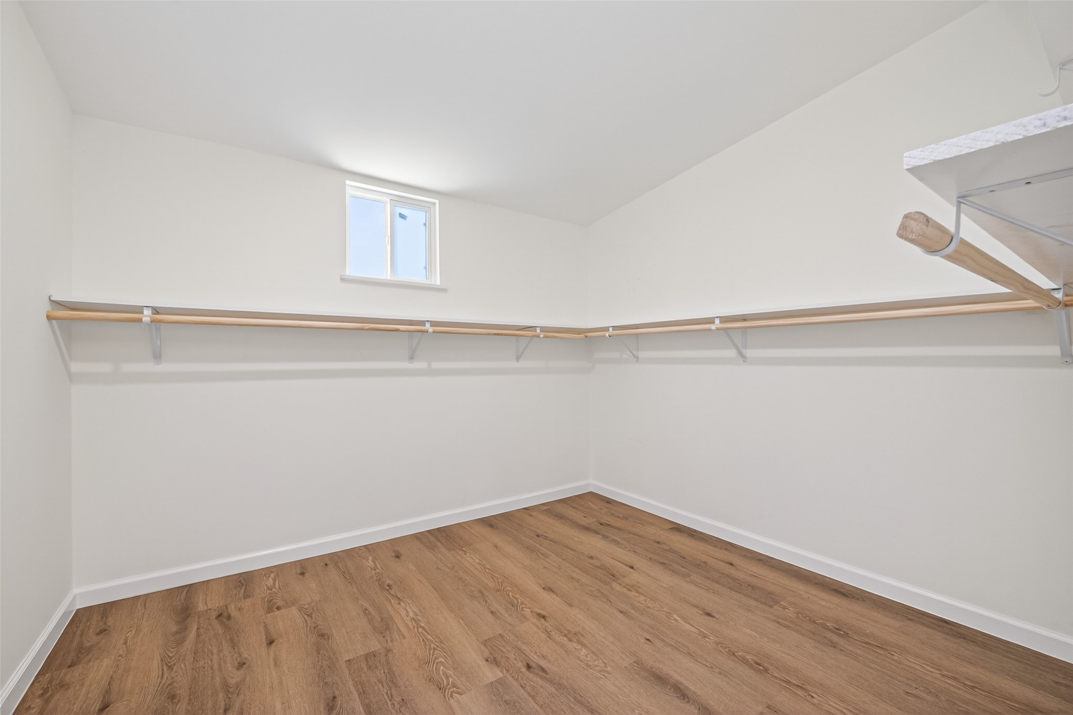 7950 Longridge Drive Property Photo 36