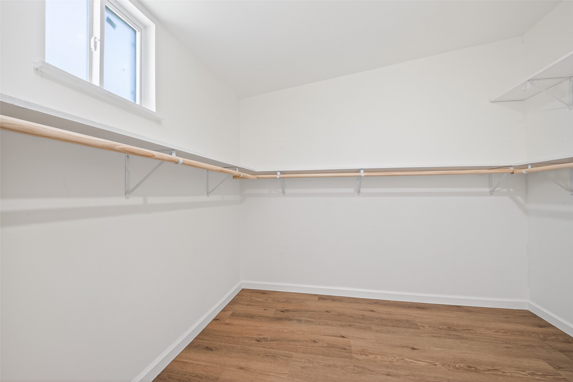 7950 Longridge Drive Property Photo 37