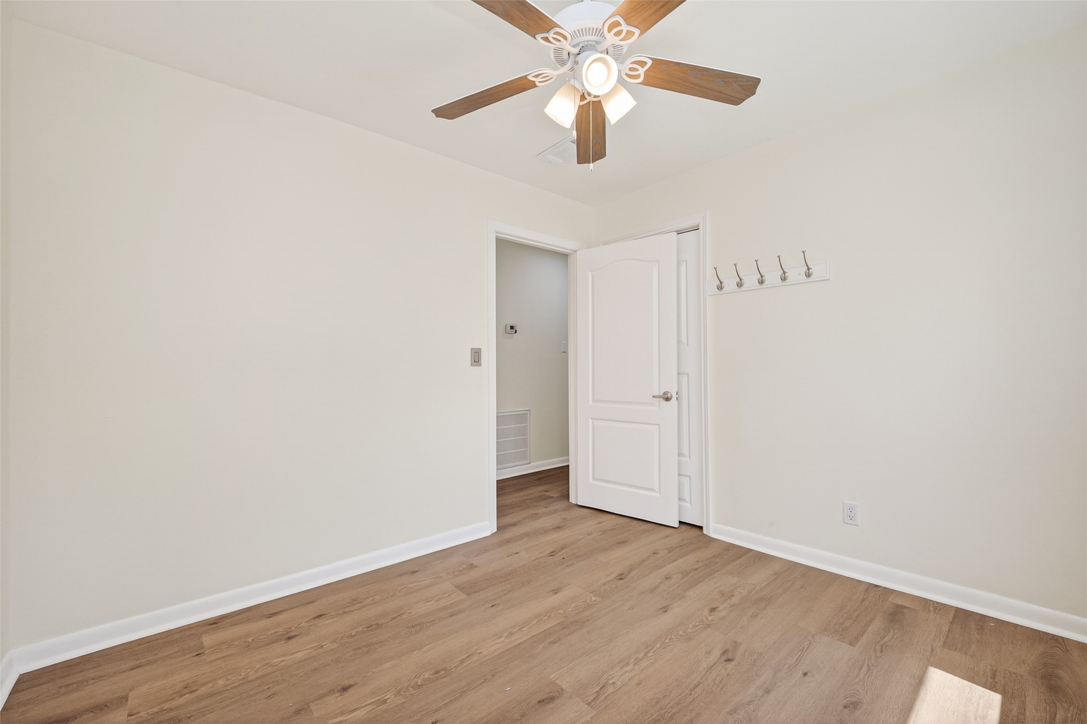 7950 Longridge Drive Property Photo 45
