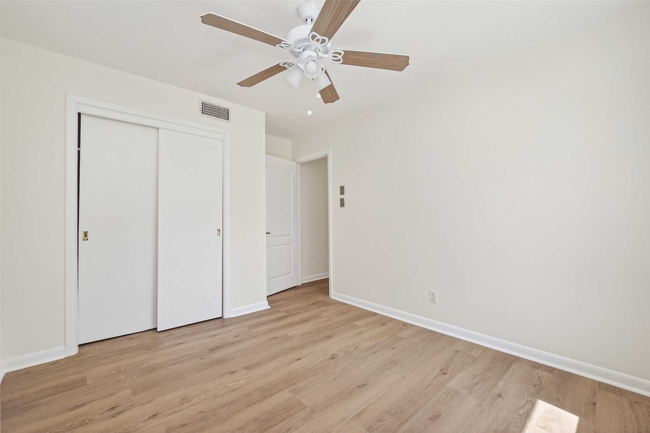 7950 Longridge Drive Property Photo 48
