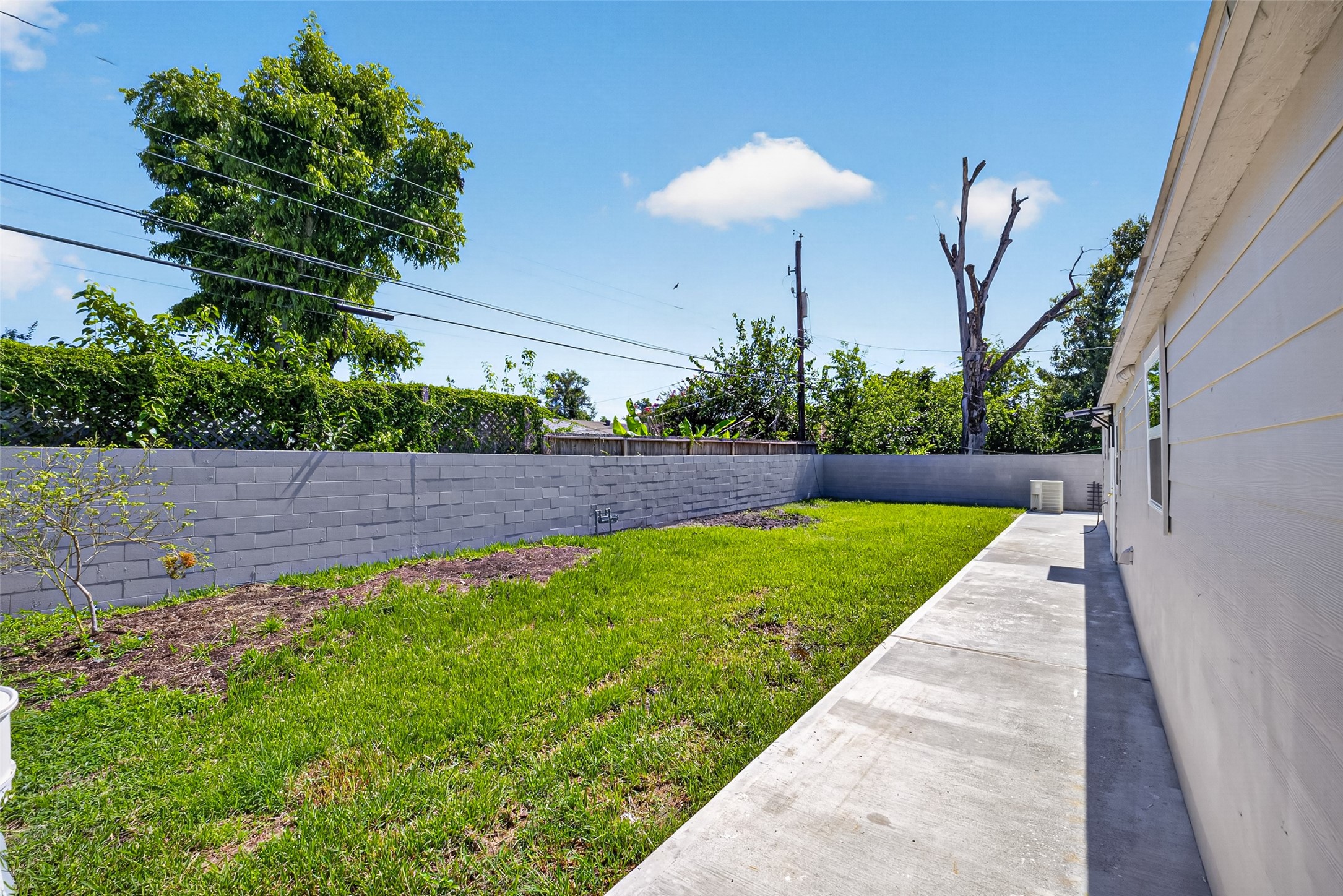 7950 Longridge Drive Property Photo 49