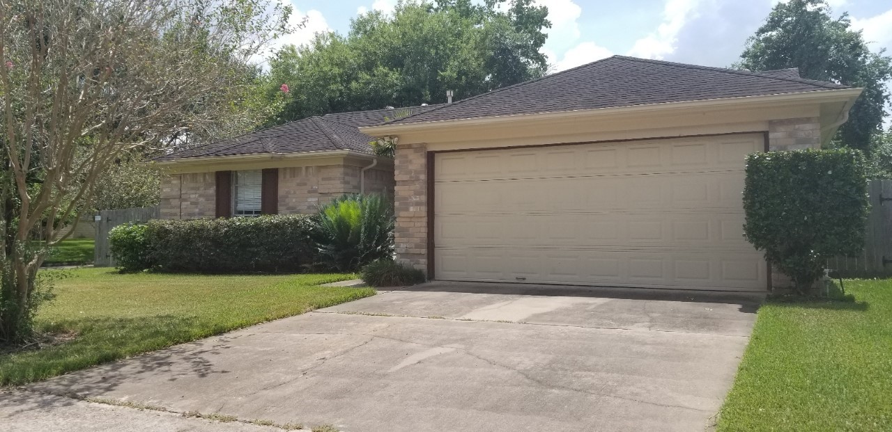 2822 Chimneystone Drive Property Photo 2