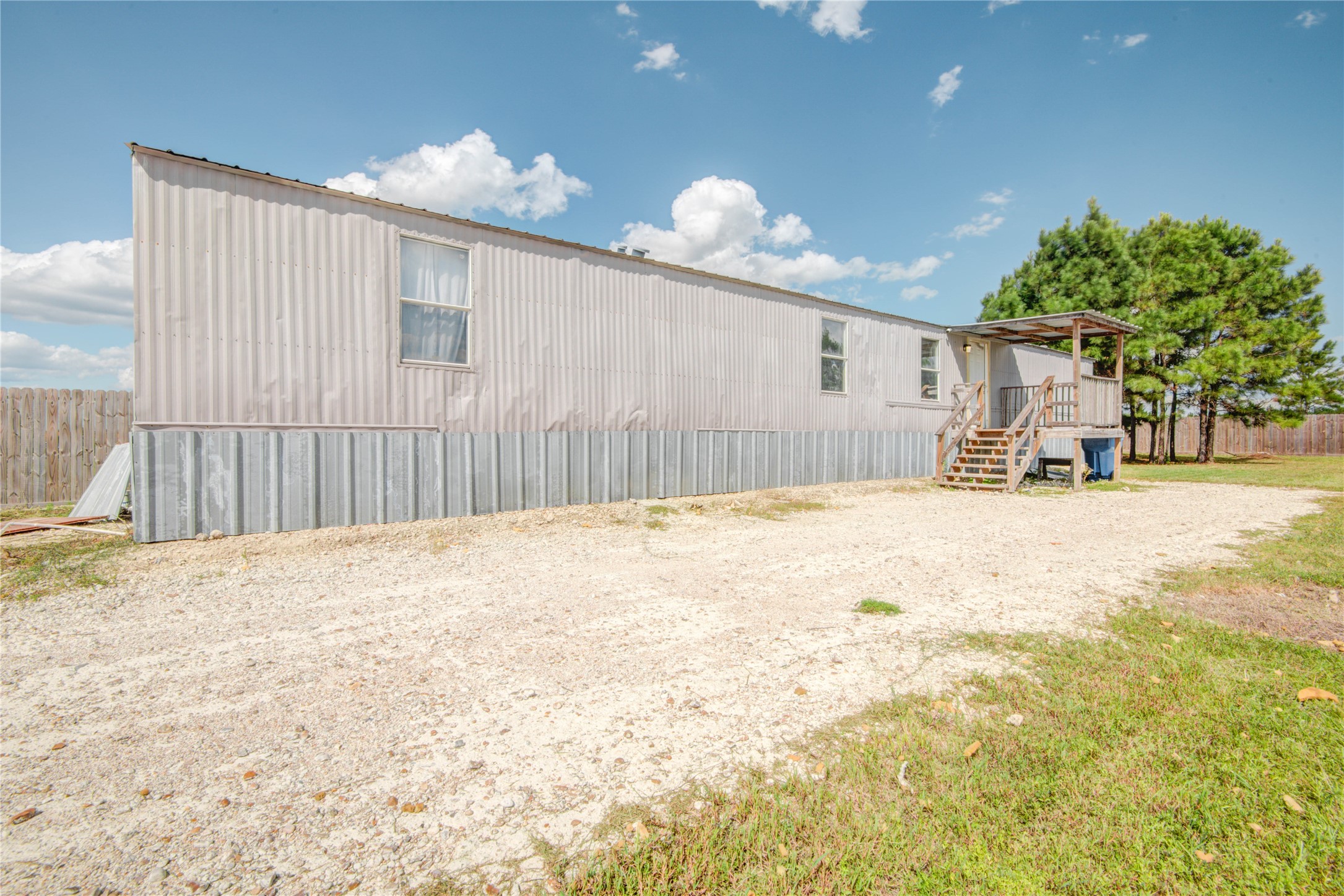 614 Road 5707 Property Photo 9