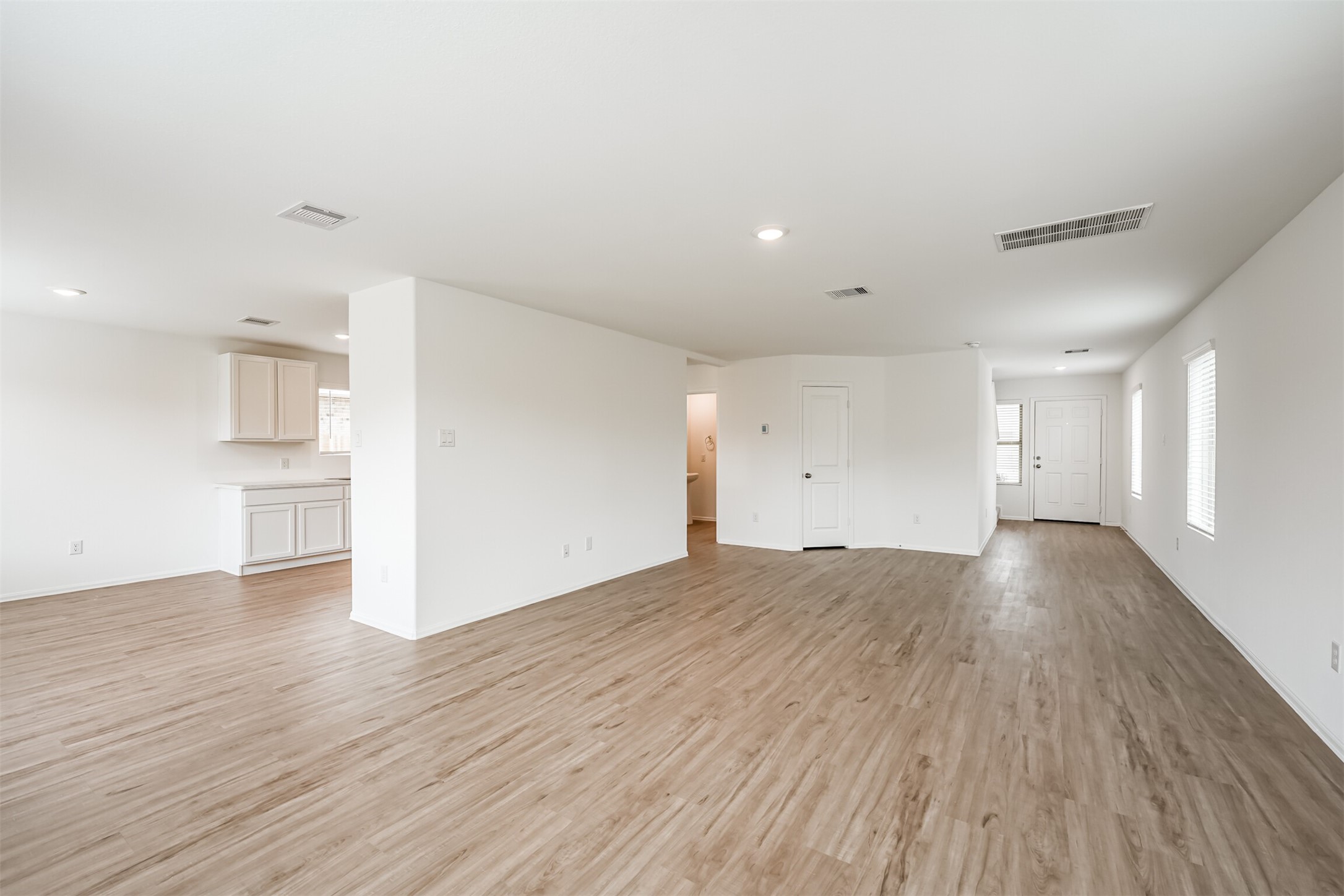 9123 Estes Lakes Drive Property Photo 8
