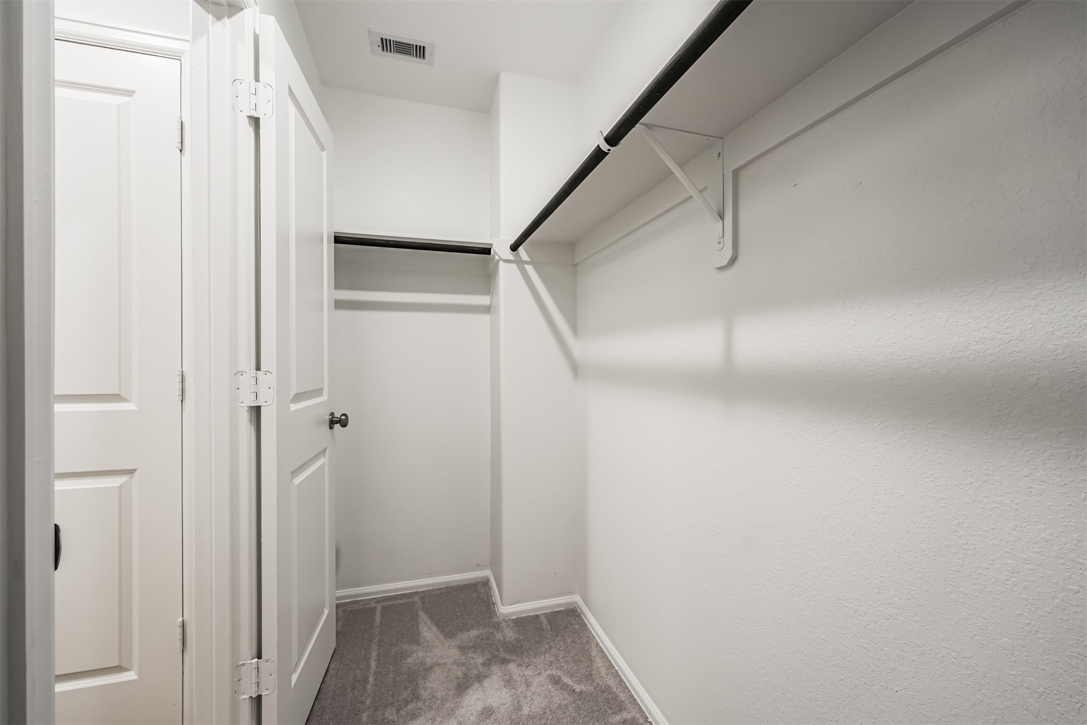 9123 Estes Lakes Drive Property Photo 30