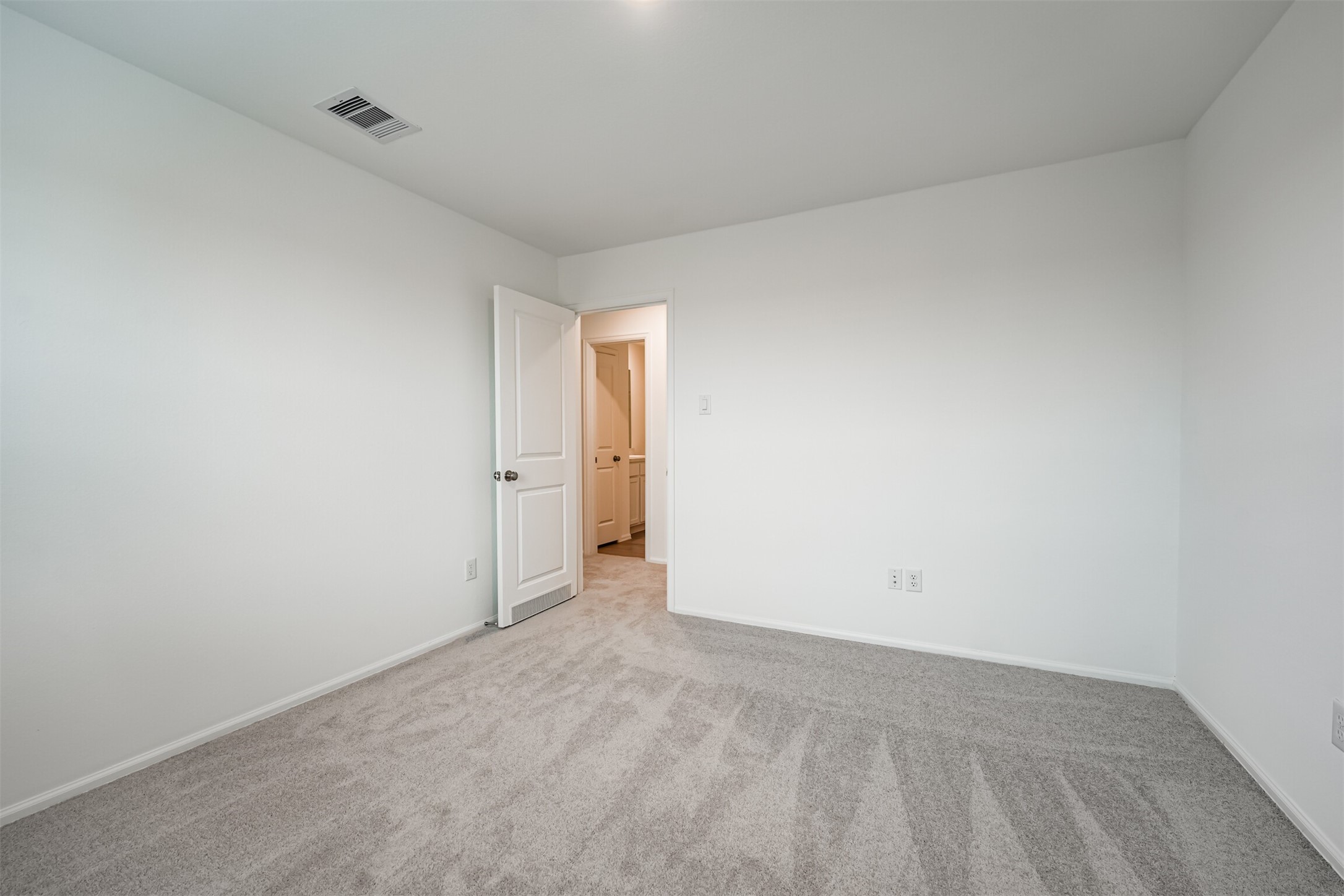 9123 Estes Lakes Drive Property Photo 33