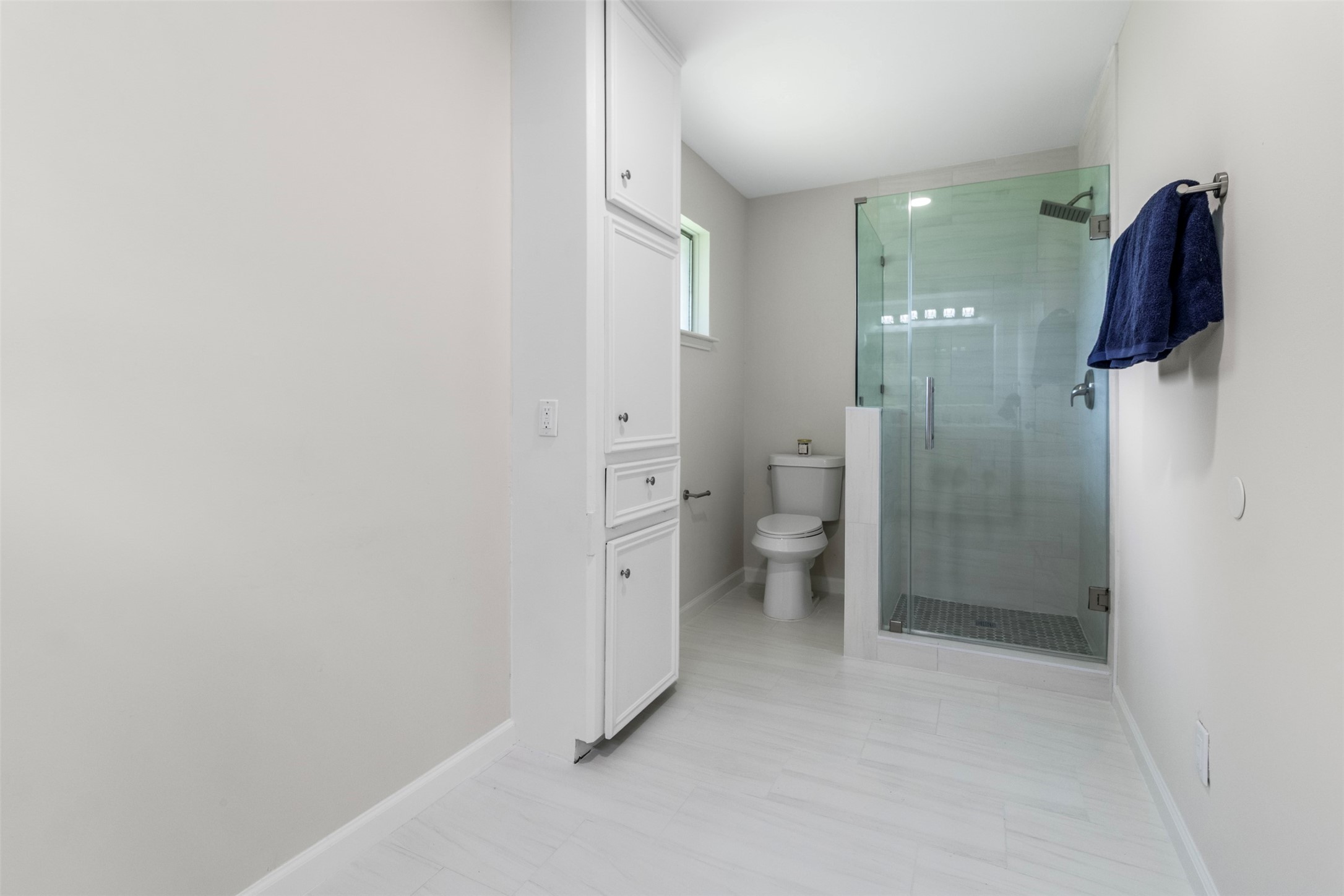 9211 Meaux Drive Property Photo 18